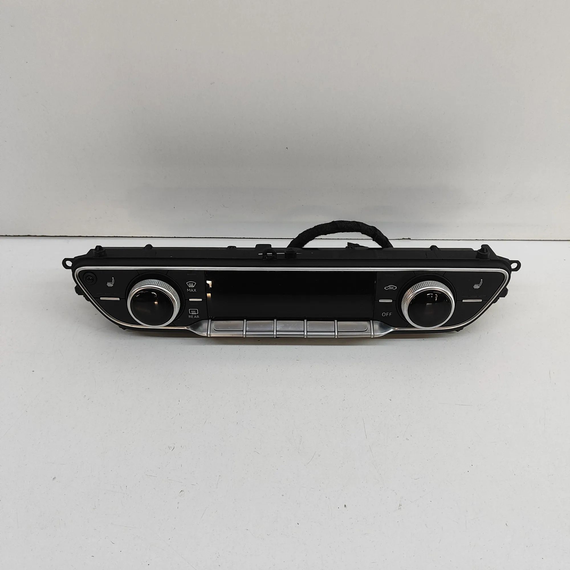 Audi Q5 (FY) Climate control unit Climate control unit — AUDI Q5 (FY) (2016-...) ...