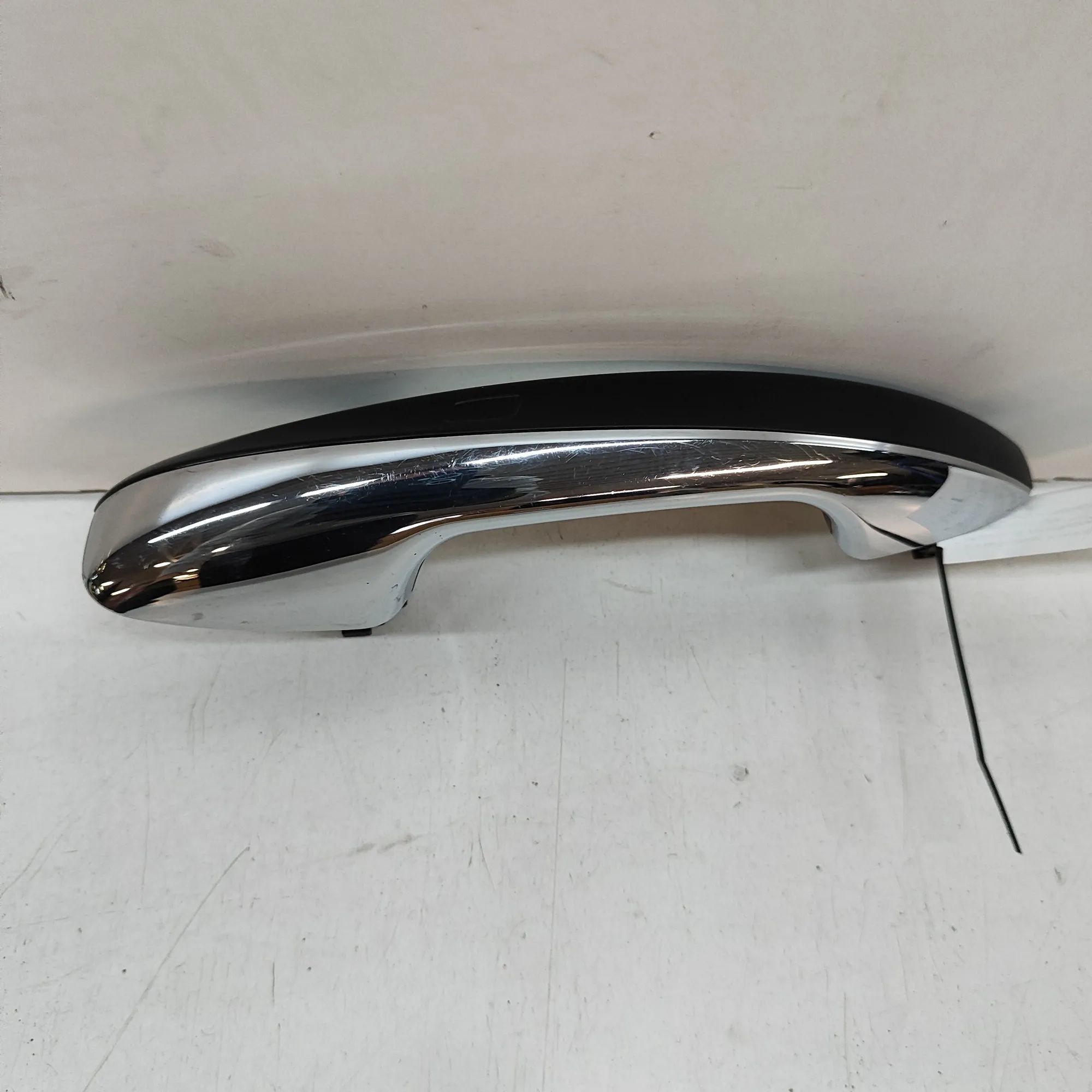 Mercedes-Benz ML / GLE (W166) Exterior door handle — front left Exterior door handle — front left — MERCEDES BE...
