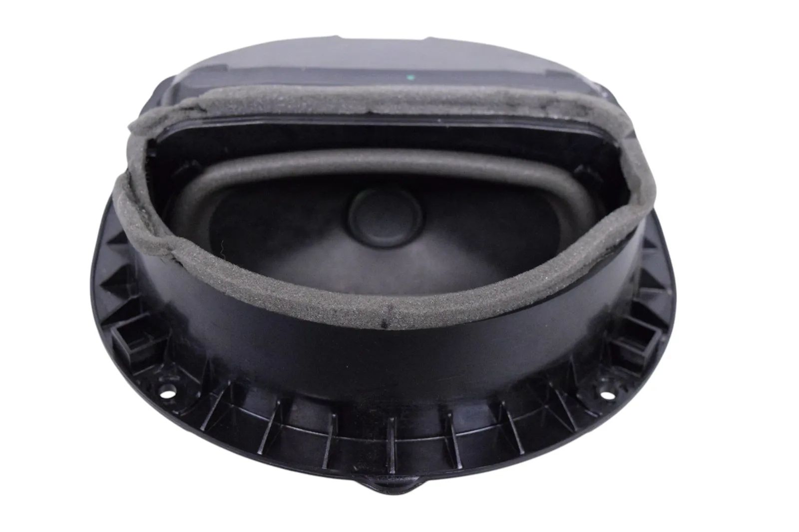 Audi Q5 (FY) Front Left Door Speaker Front Left Door Speaker — AUDI Q5 (FY) (2016-.....