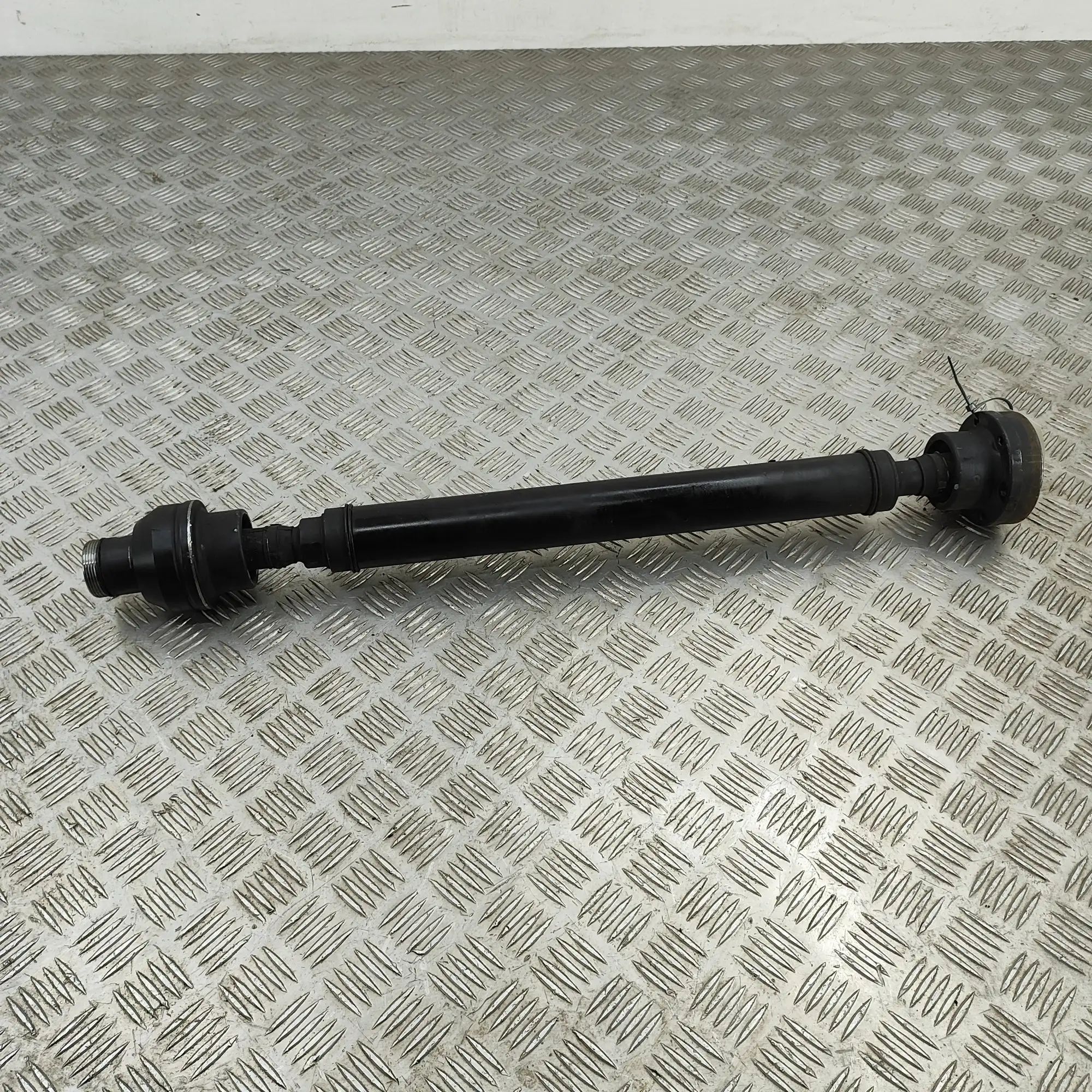 Land Rover Range Rover (L405) Gearbox Short Propshaft Gearbox Short Propshaft — LAND ROVER RANGE ROVE...