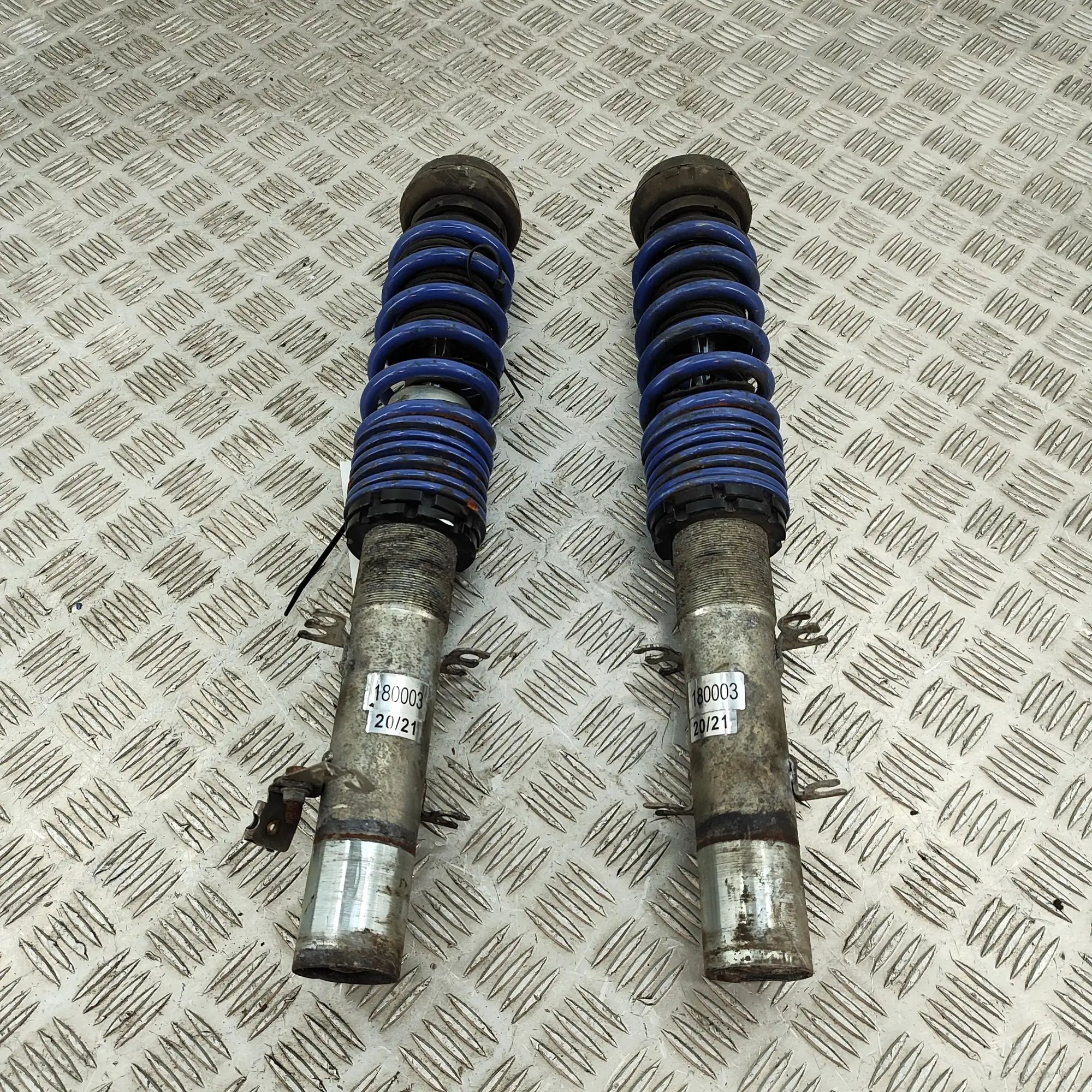 Volkswagen New Beetle Shock Absorber Set Shock Absorber Set — VW BEETLE (Cabrio 1Y7) (20...