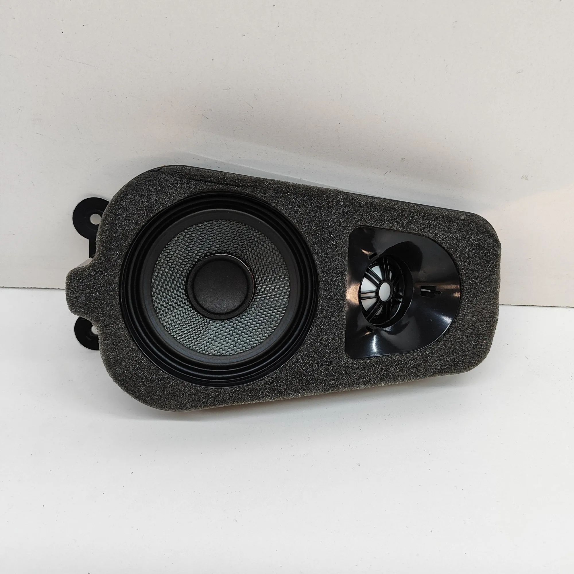 BMW X5 (F15) Dashboard Speaker Dashboard Speaker — BMW X5 (F15, F85) (2012-201...