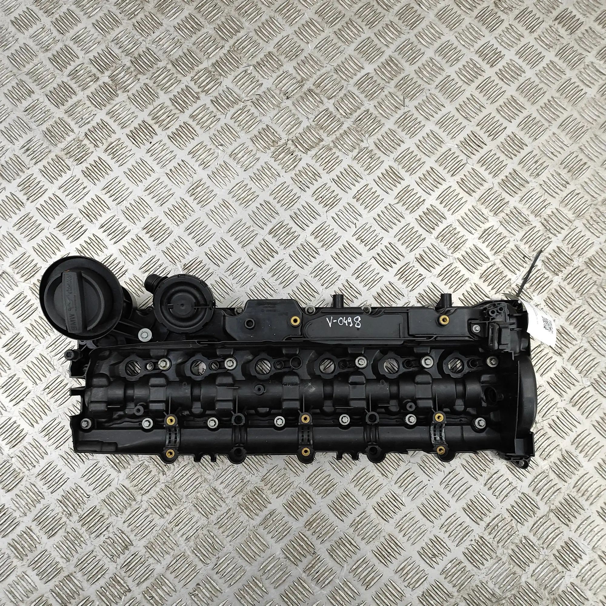 BMW X6 (E71 / E72) Valve Cover Valve Cover — BMW X6 (E71, E72) (2007-2014) — 7...