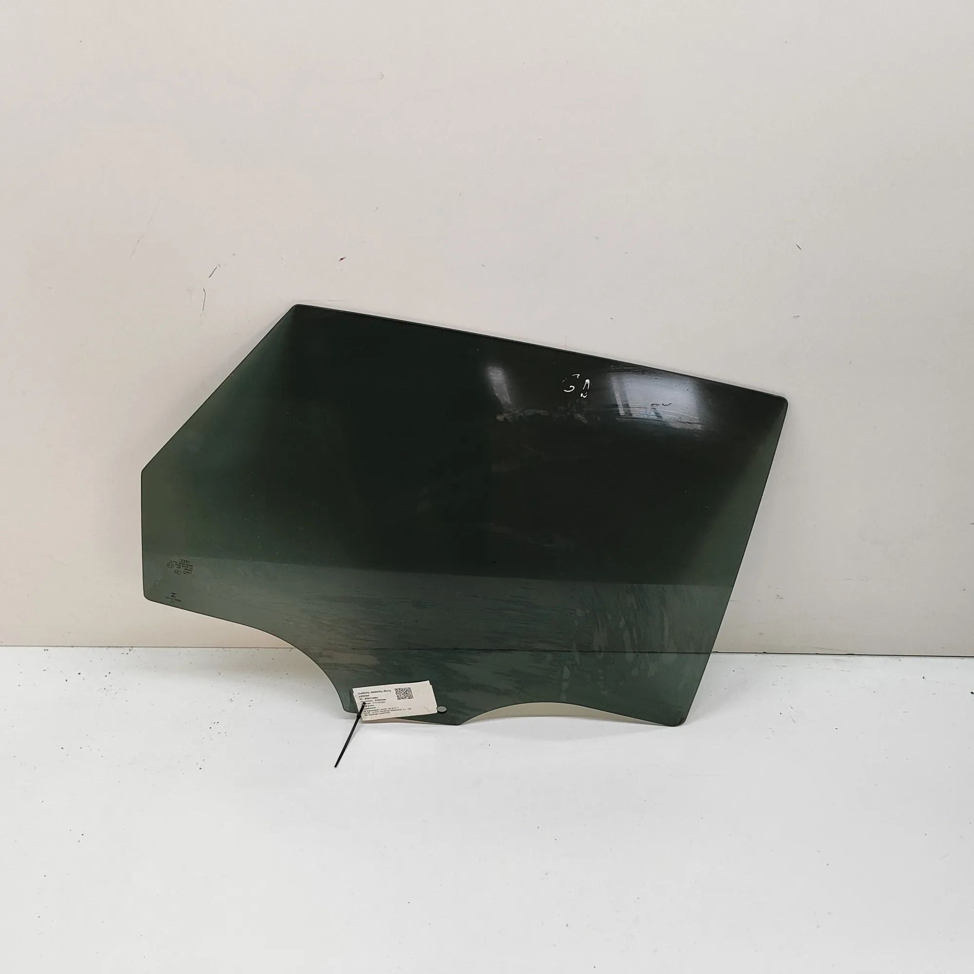Audi Q5 (FY) Right rear door window Right rear door window — AUDI Q5 (FY) (2016-......