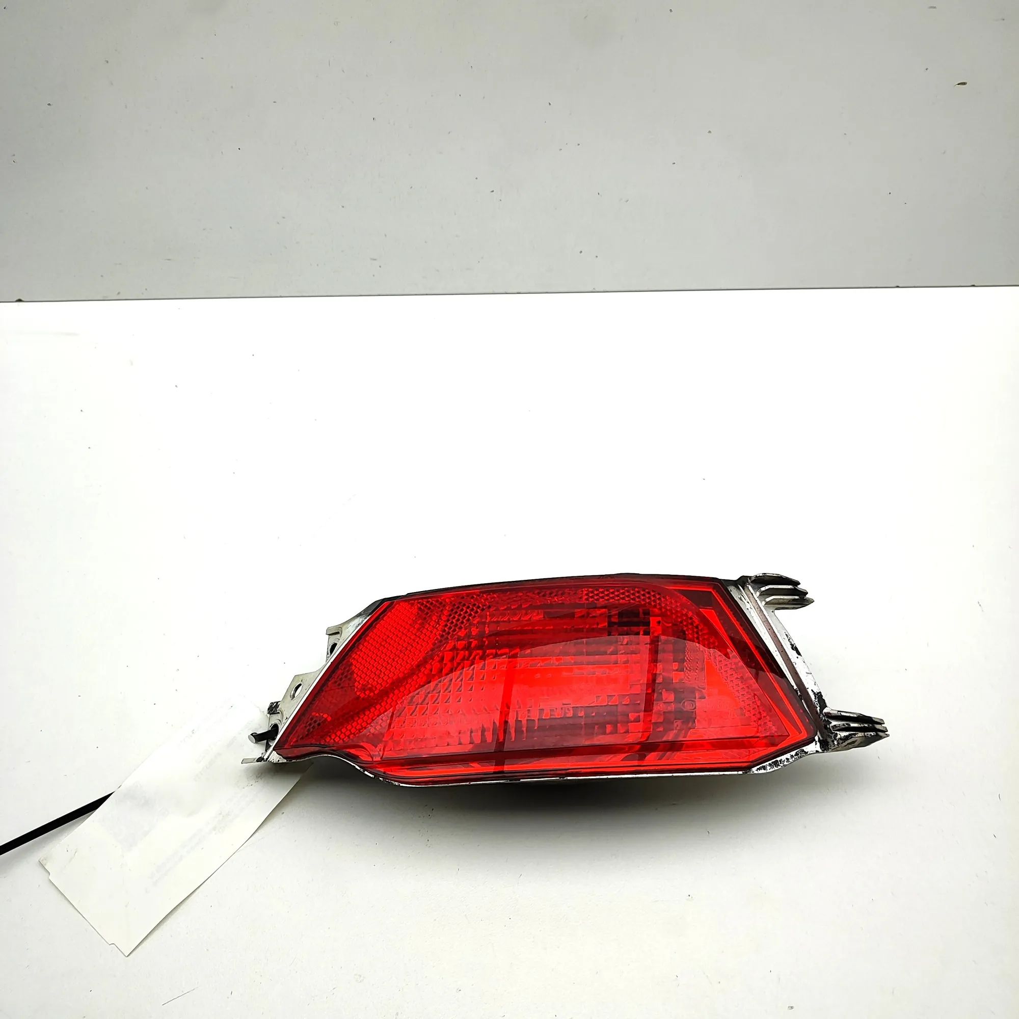 Land Rover Range Rover Sport (L494) Rear Left Fog Light Rear Left Fog Light — LAND ROVER RANGE ROVER SP...