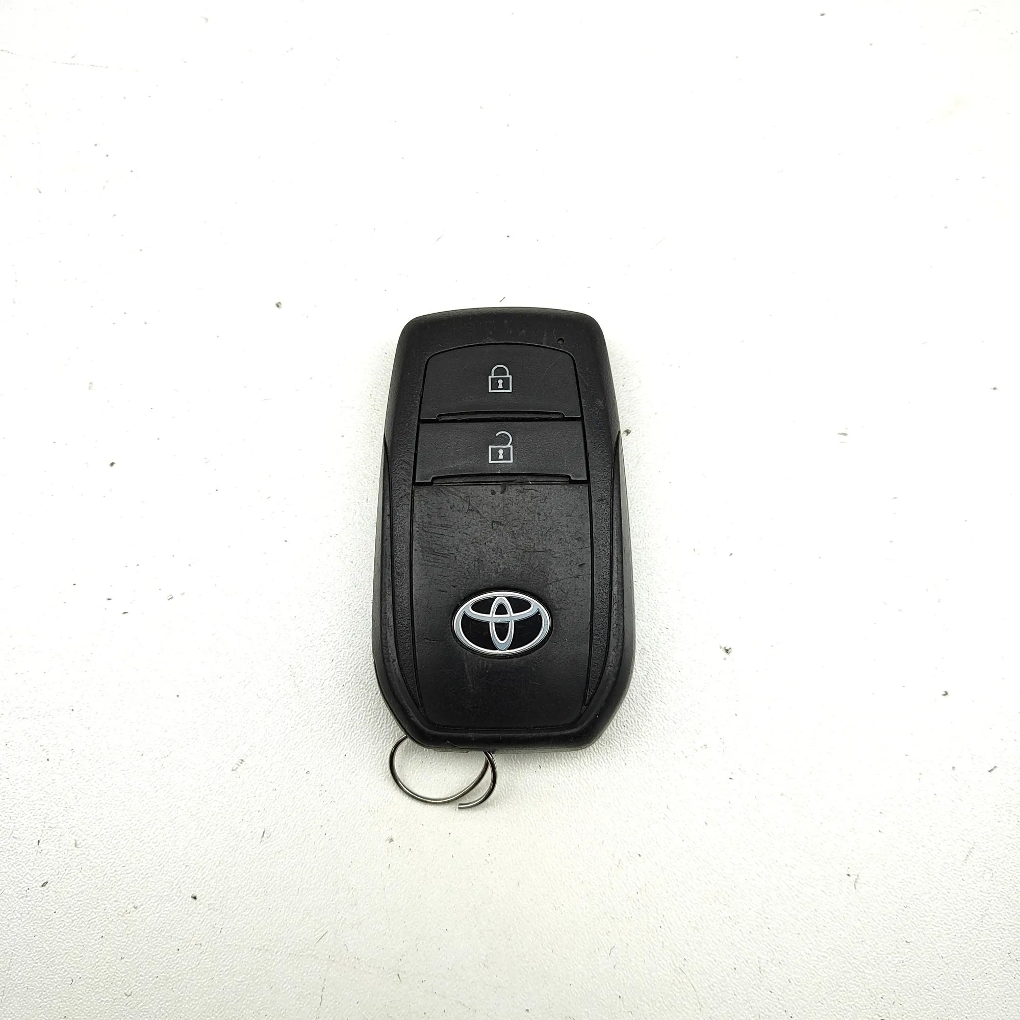Toyota Corolla Ignition key Ignition key — TOYOTA COROLLA (Estate _E21_) (2...
