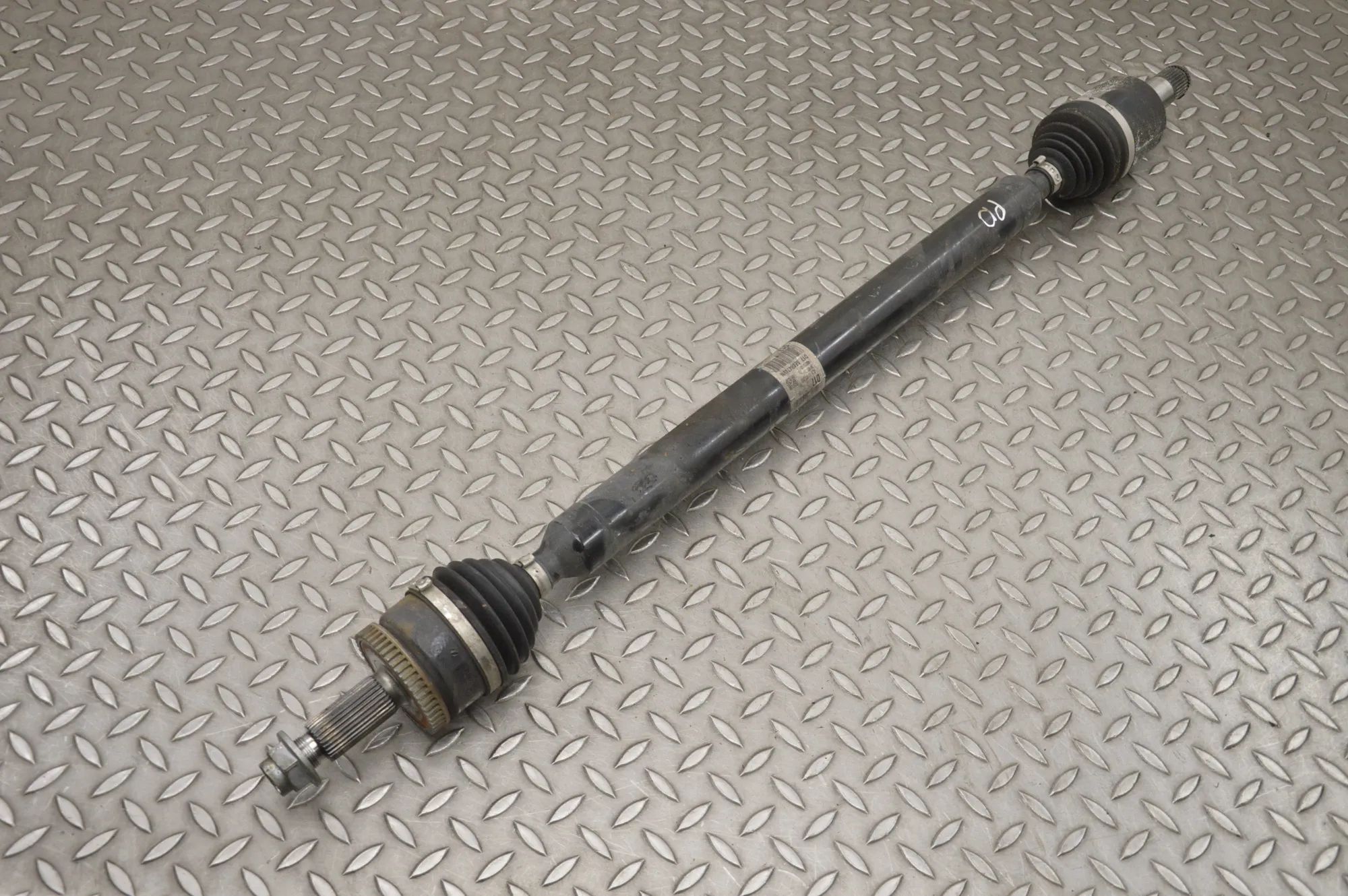 Hyundai Tucson Front Right Driveshaft Front Right Driveshaft — HYUNDAI TUCSON (TL, TL...