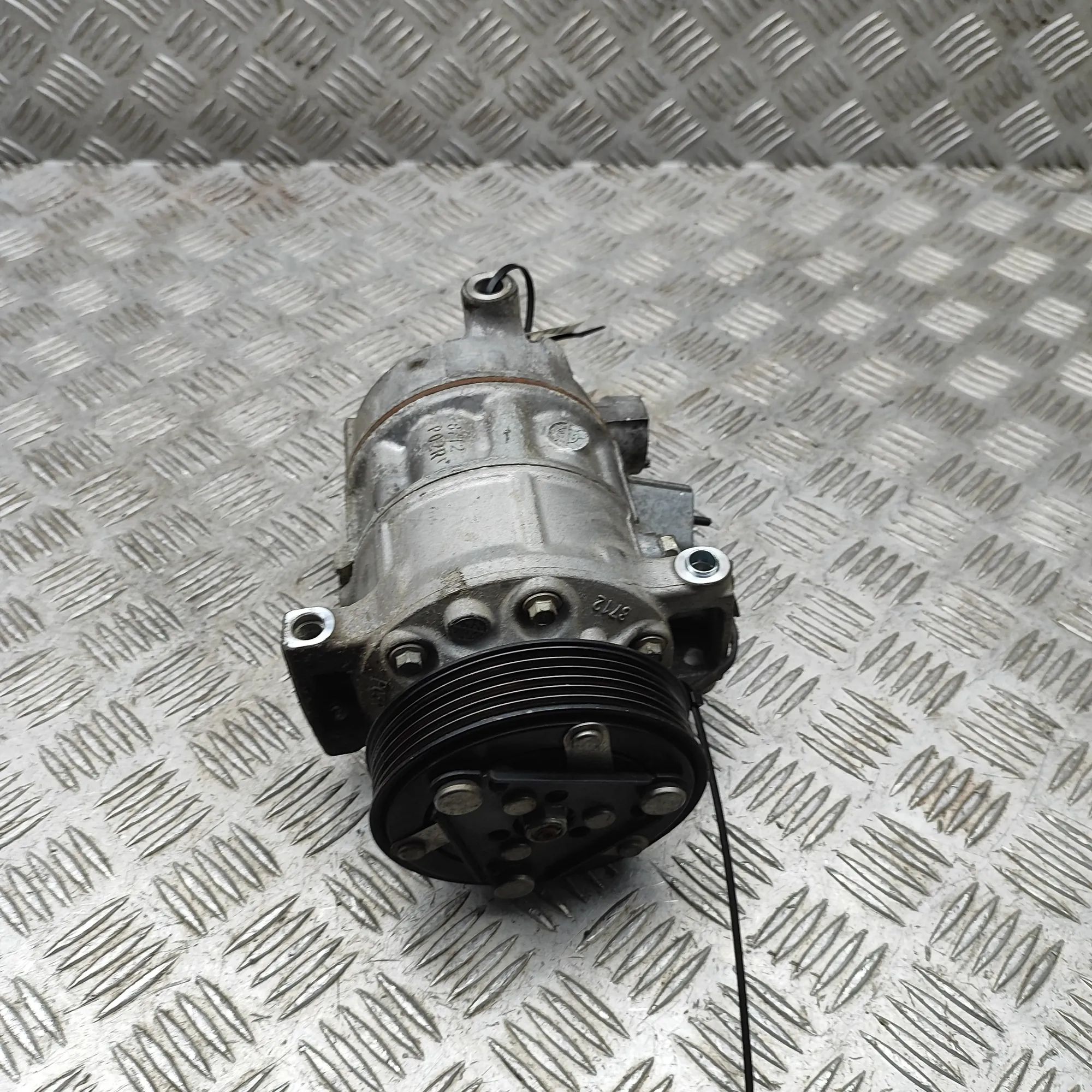 Seat Arona Air-conditioning compressor Air-conditioning compressor — SEAT ARONA (KJ7) ...