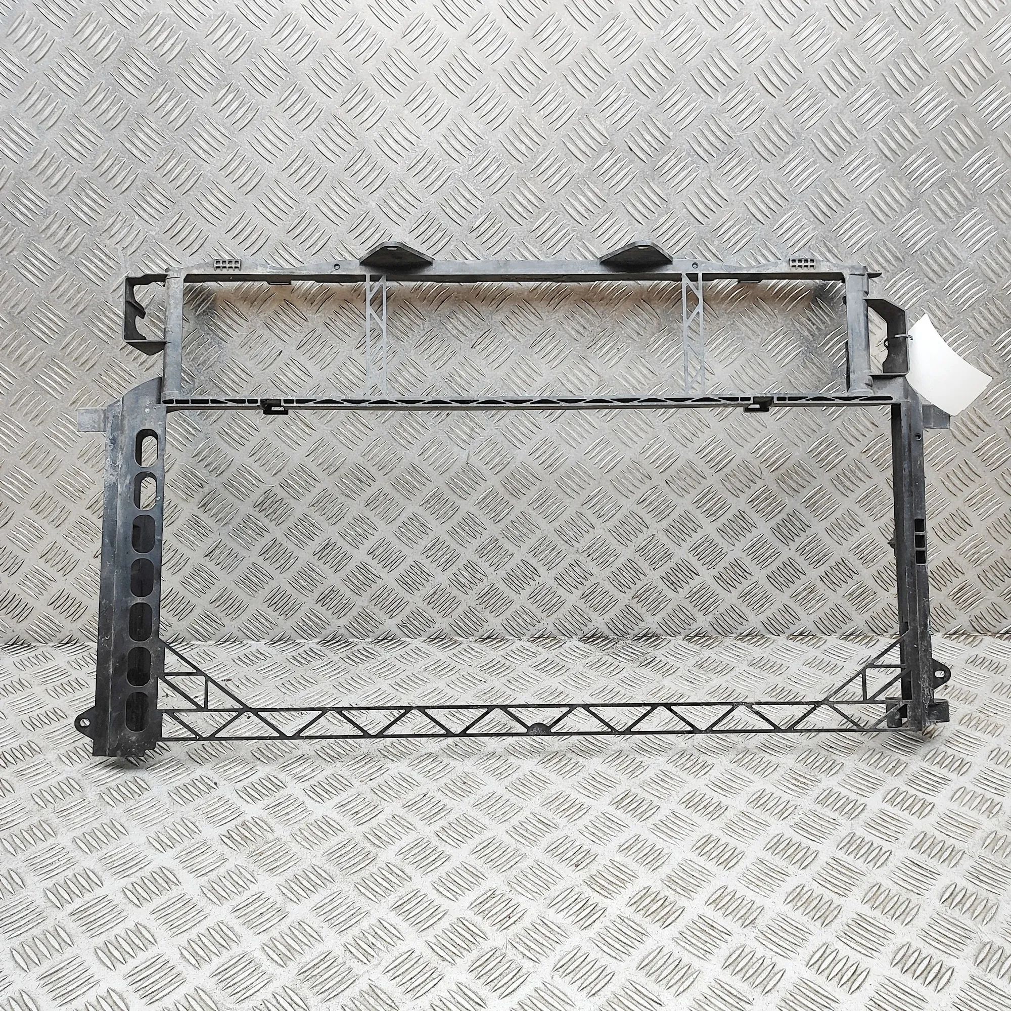 Porsche Panamera Radiator Holder