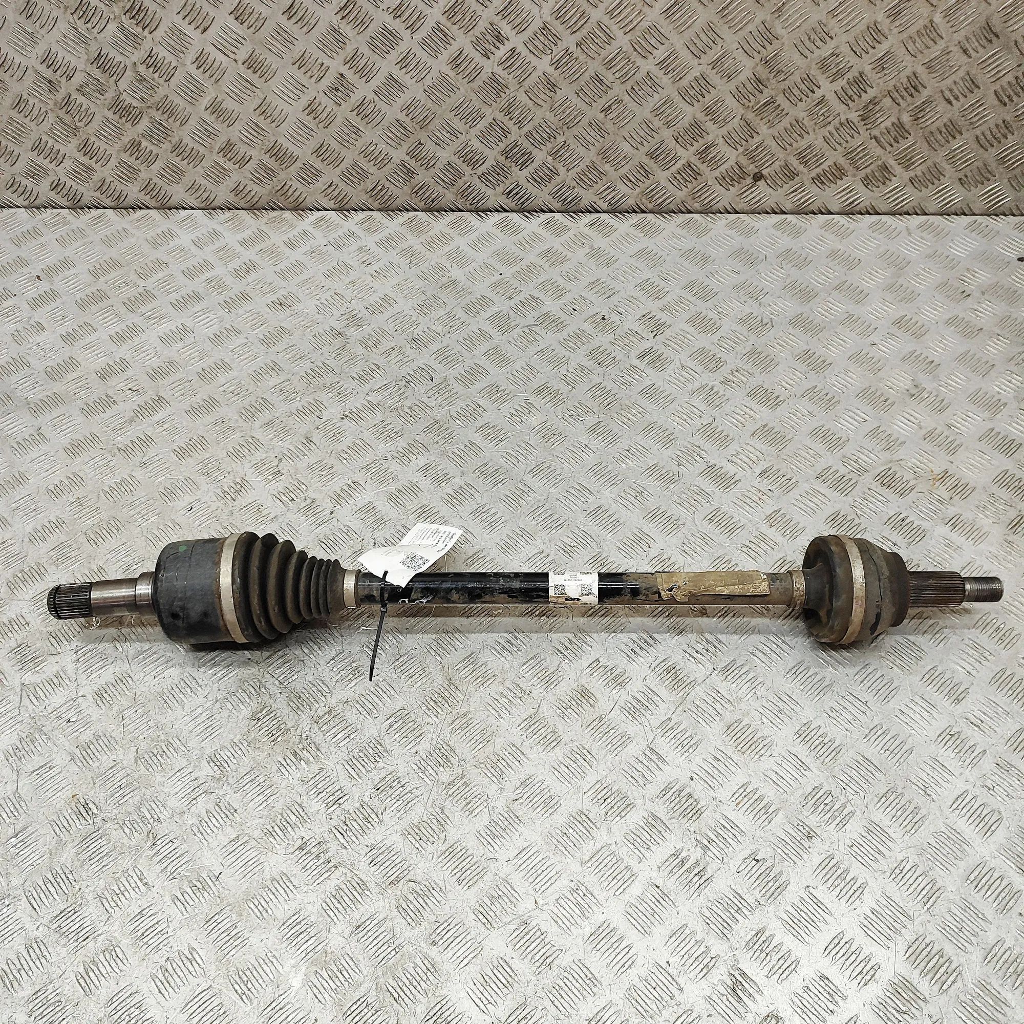 Land Rover Defender Rear Right Driveshaft Rear Right Driveshaft — LAND ROVER DEFENDER (St...