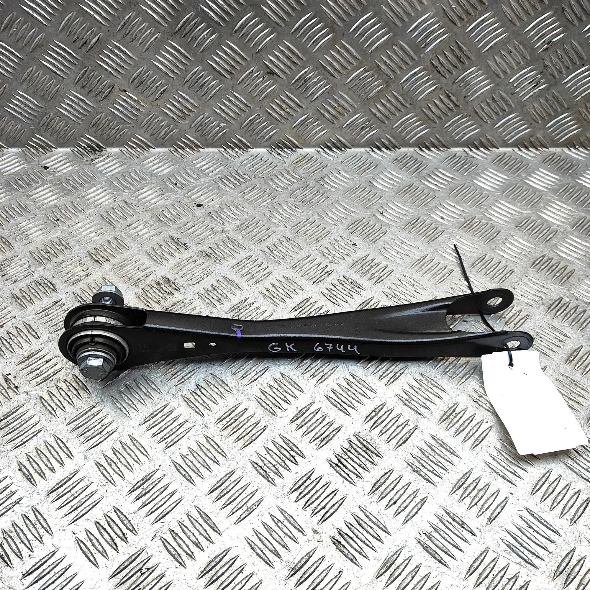 BMW X5 (G05) Control arm — rear left Control arm — rear left — BMW X5 (G05) (2018-.....