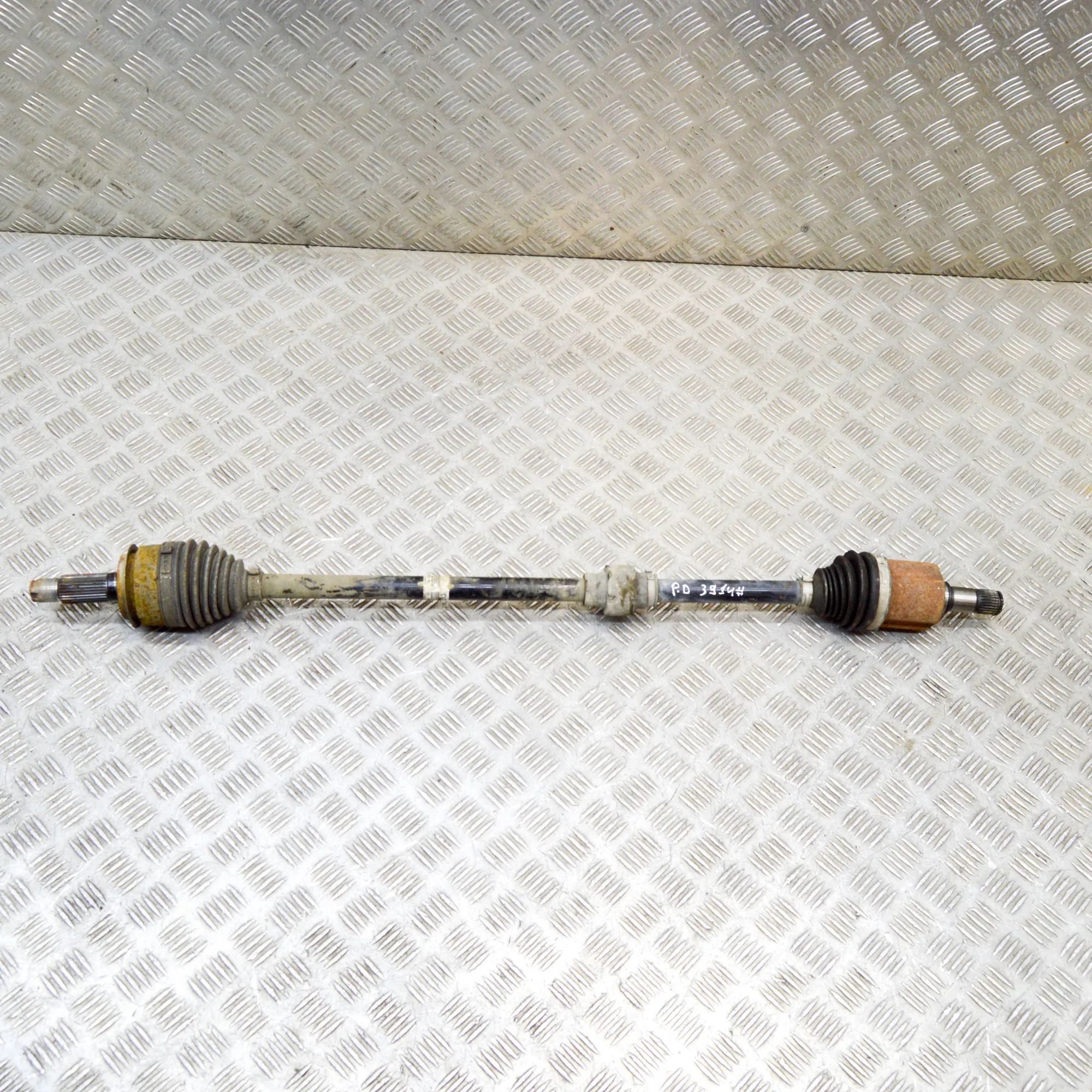 Honda Civic Front Right Driveshaft Front Right Driveshaft — HONDA CIVIC (X Hatchba...
