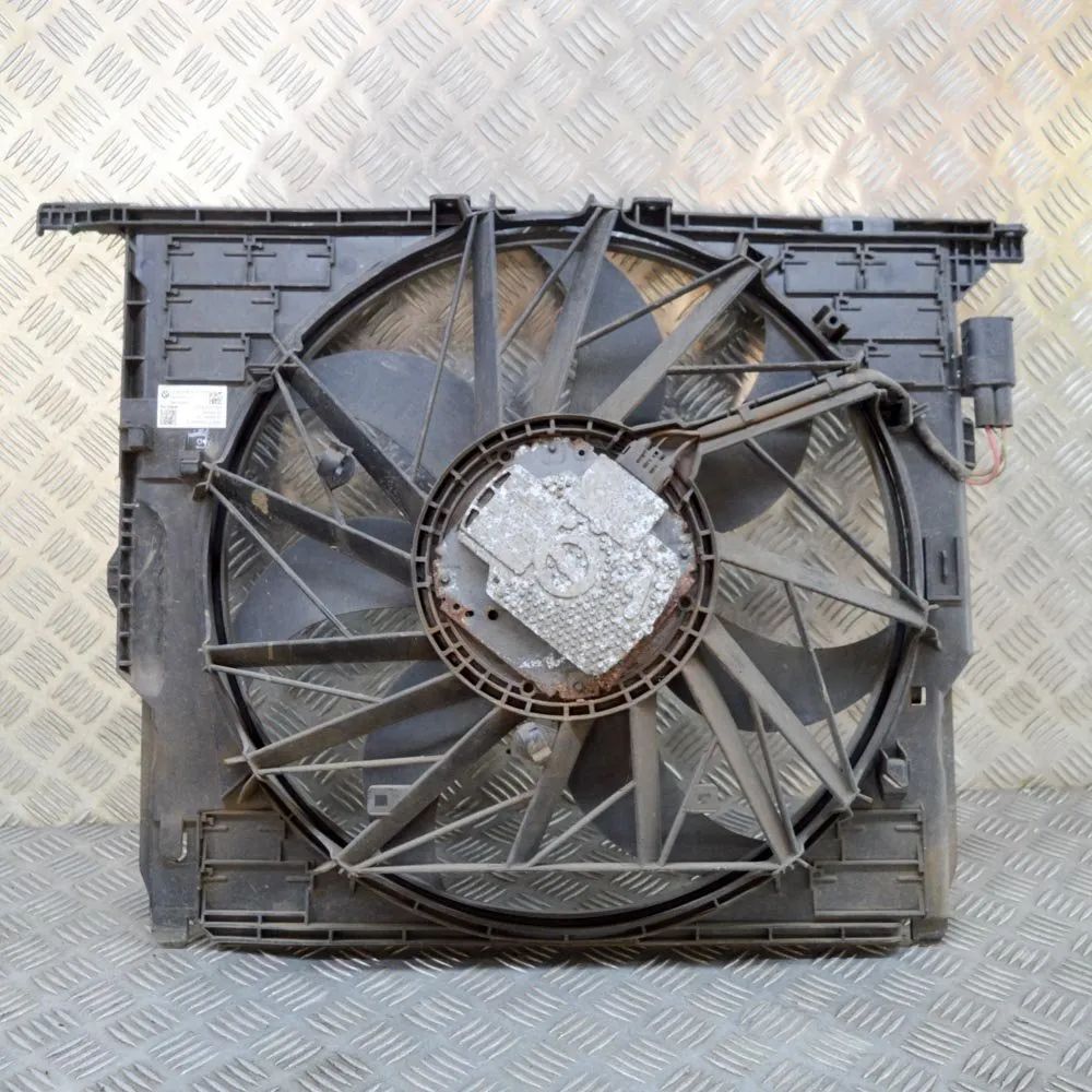 BMW 5 (F10 / F11) Engine Cooling Fan Shroud Engine Cooling Fan Shroud — BMW 5 SERIES (F10) ...