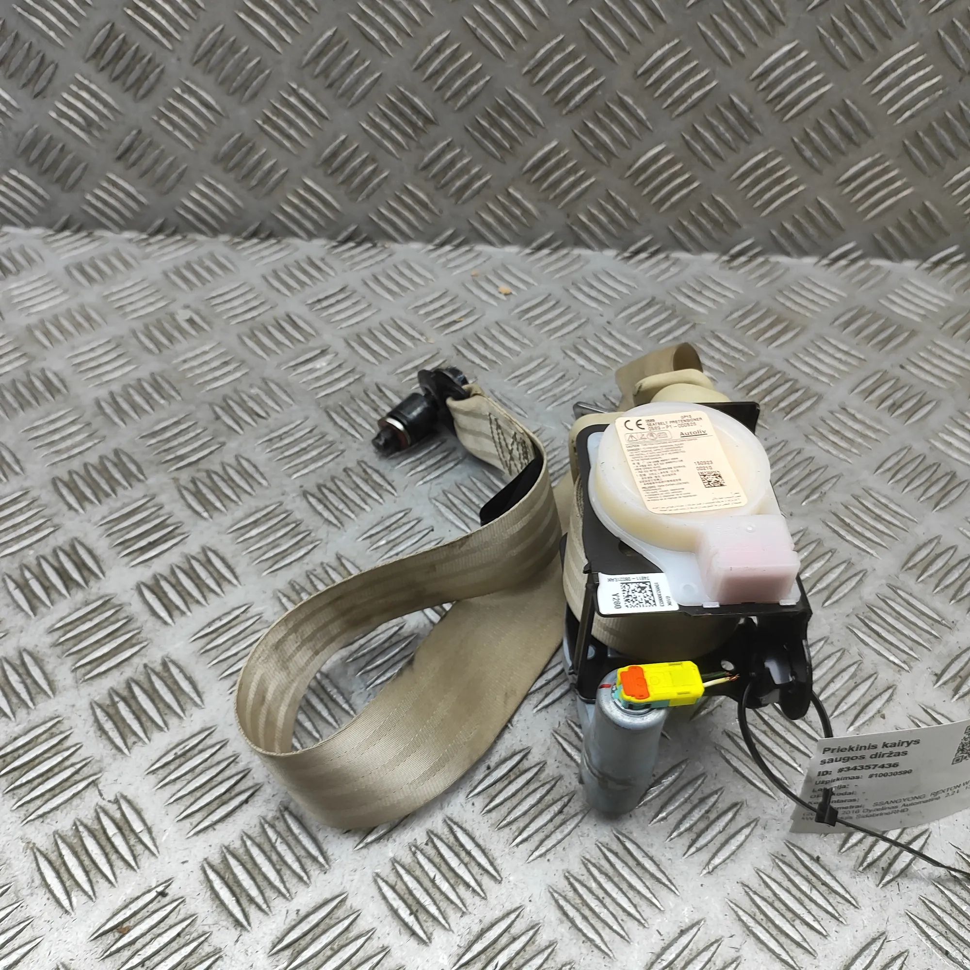 Ssangyong Rexton Front Left Seatbelt Front Left Seatbelt — SSANGYONG REXTON (W) (201...