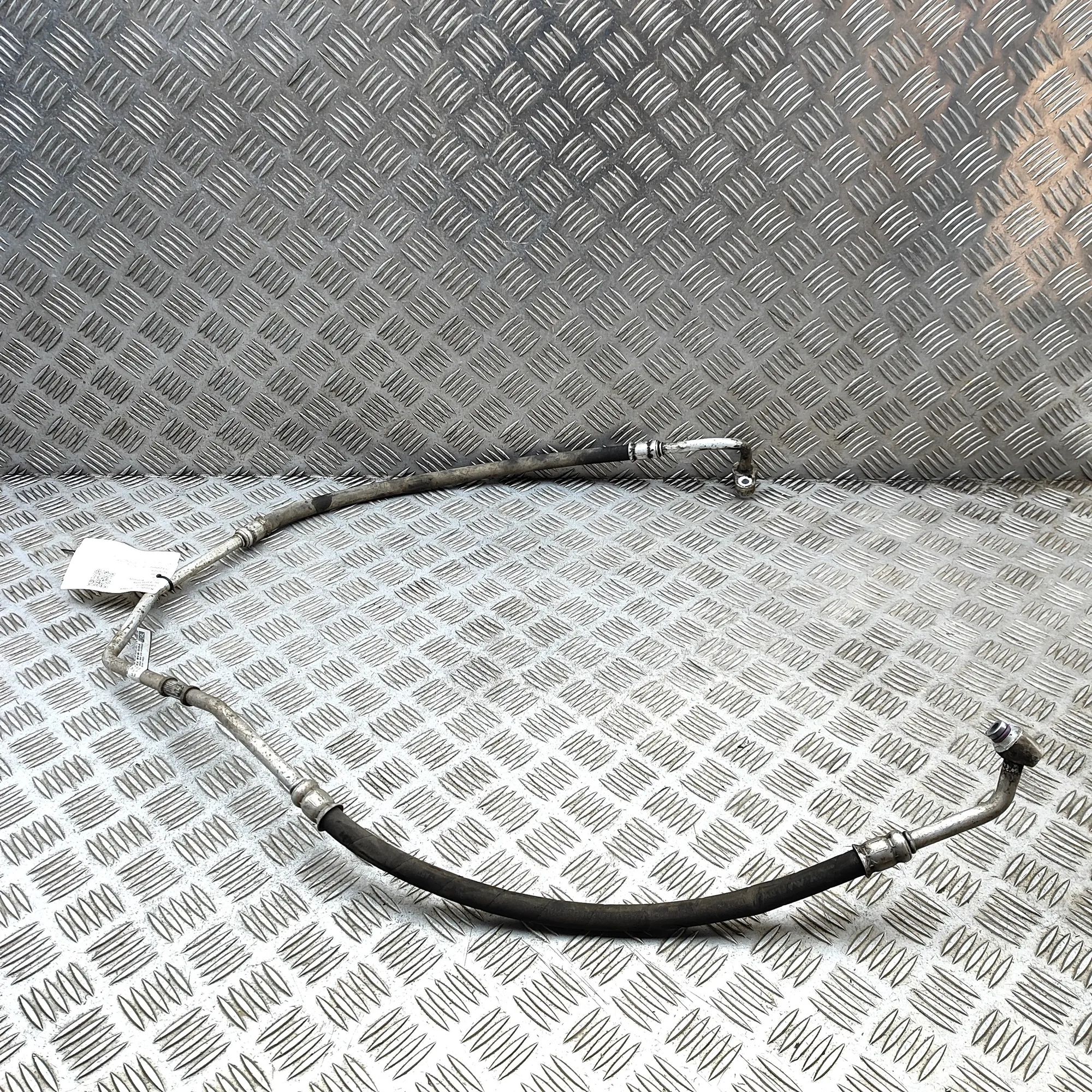 Volkswagen Crafter A/C Air Con Hose Pipe A/C Air Con Hose Pipe — VW CRAFTER (Van SY_) (2...