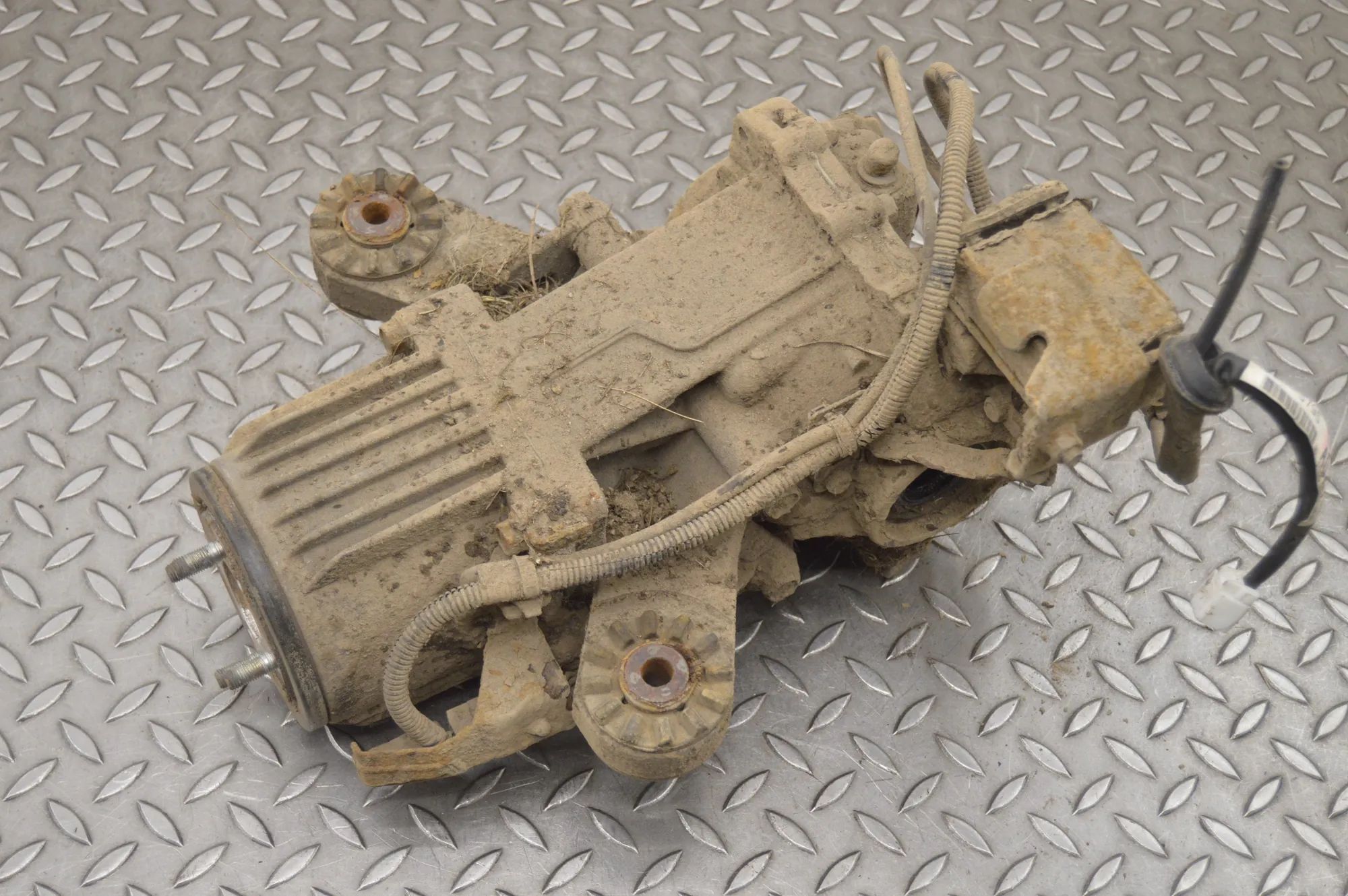 Mitsubishi Outlander takatasauspyörästö Rear differential — MITSUBISHI OUTLANDER (II CW...