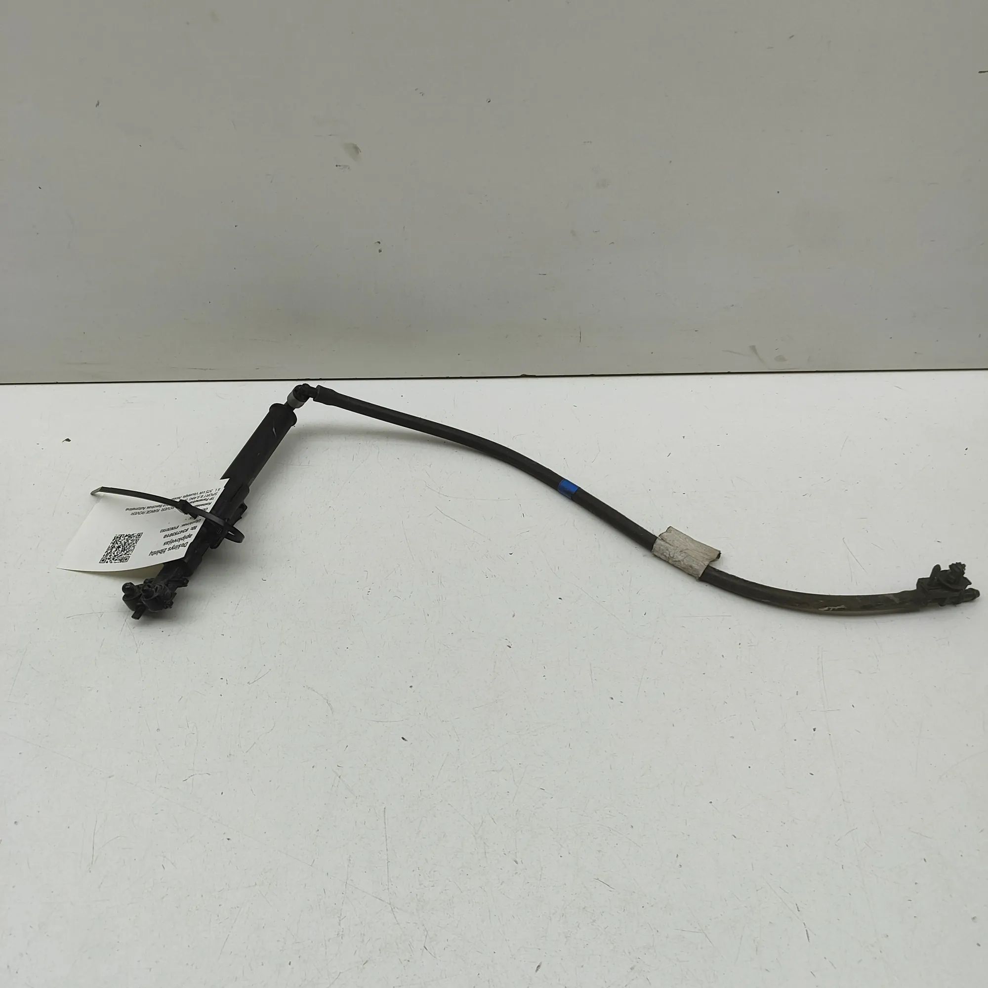 Land Rover Range Rover Sport (L494) Headlight washer pump — right Headlight washer pump — right — LAND ROVER RANG...