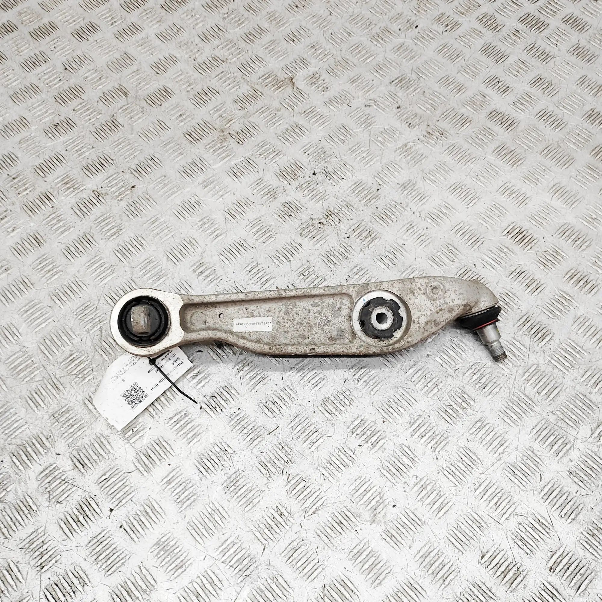Alfa-Romeo Stelvio Front Right Straight Control Arm Front Right Straight Control Arm — ALFA ROMEO S...