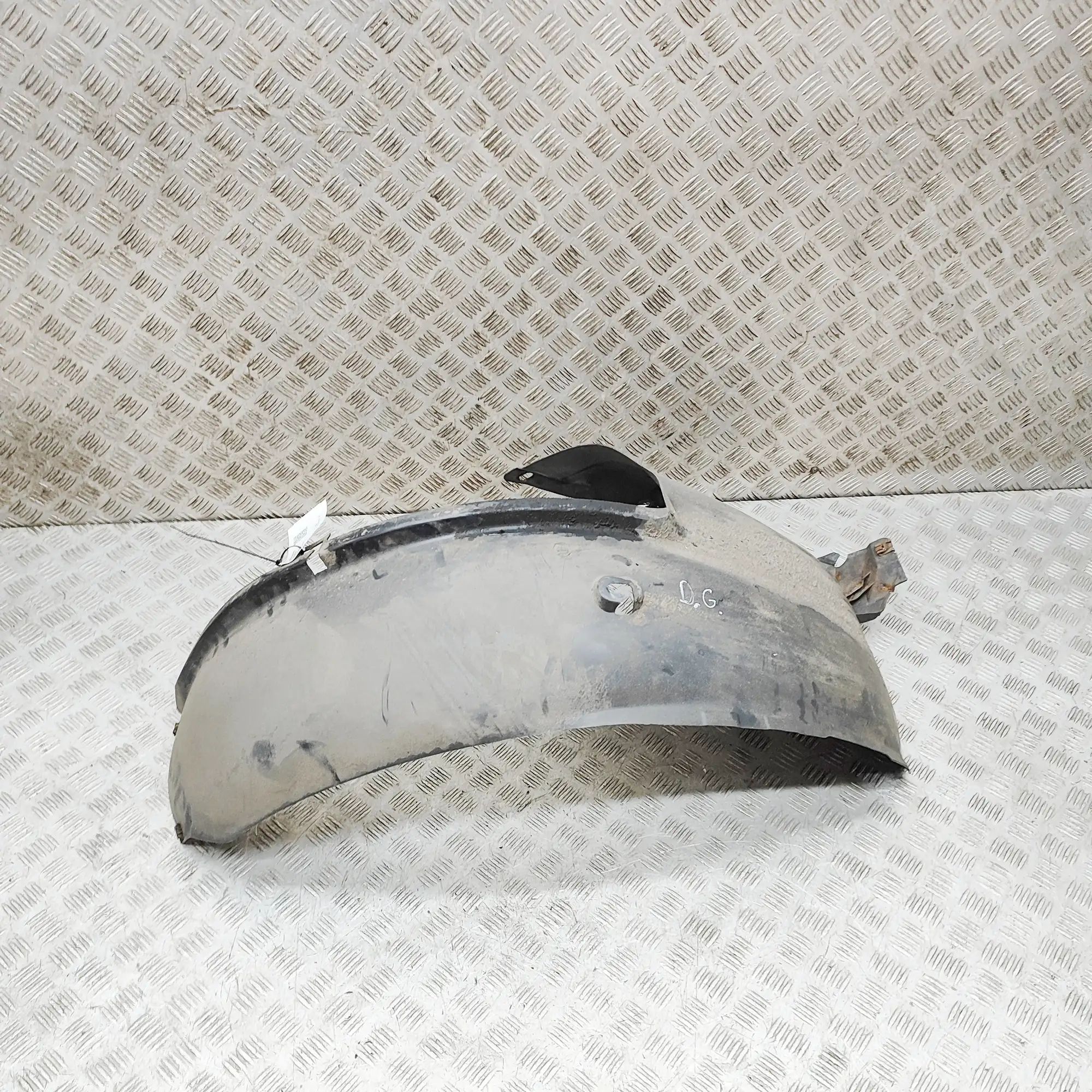 Porsche 911 (997) Rear Right Arch Liner Rear Right Arch Liner — PORSCHE 911 (997) (2004...