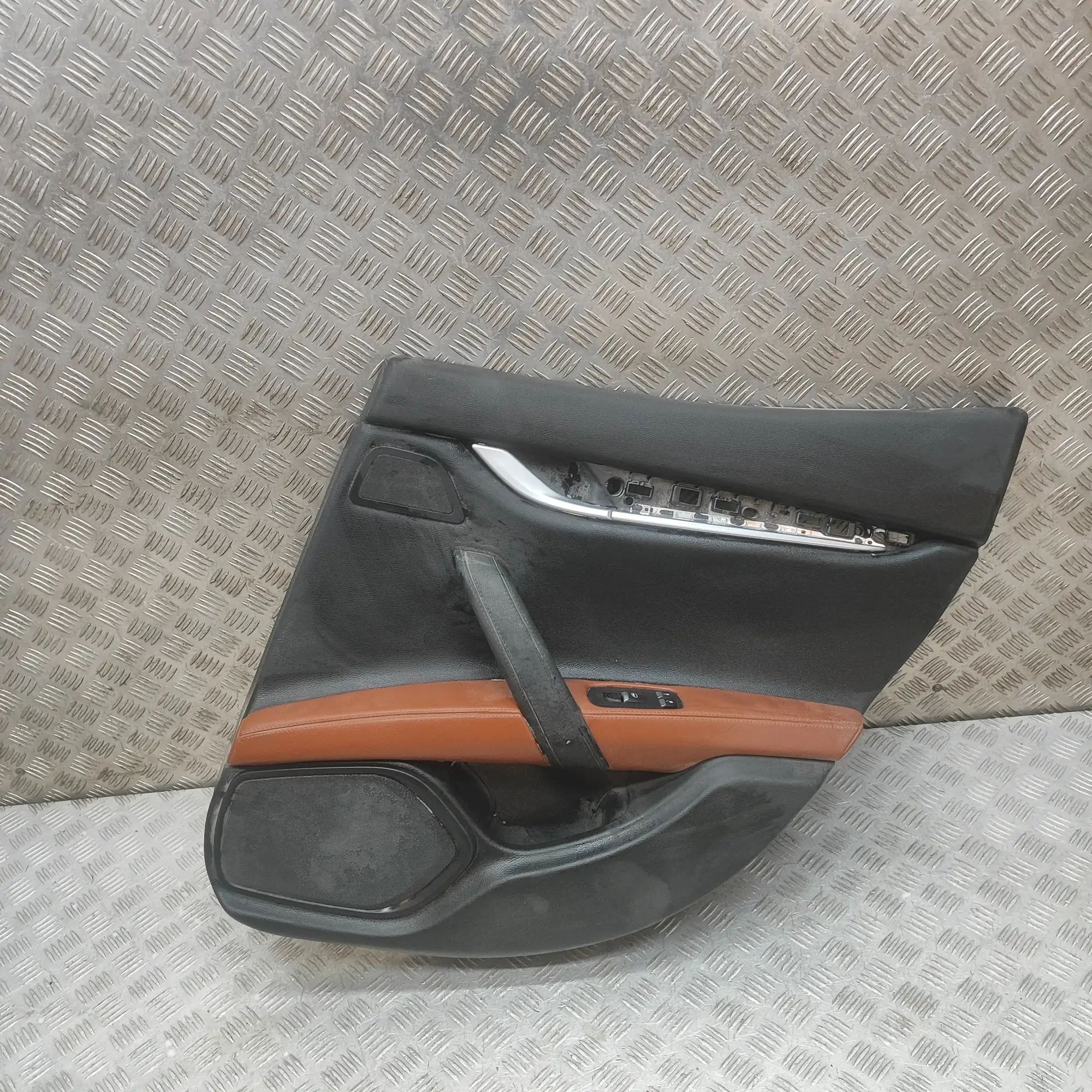 Maserati Ghibli Rear Right Door Panel Rear Right Door Panel — MASERATI GHIBLI (M157) ...