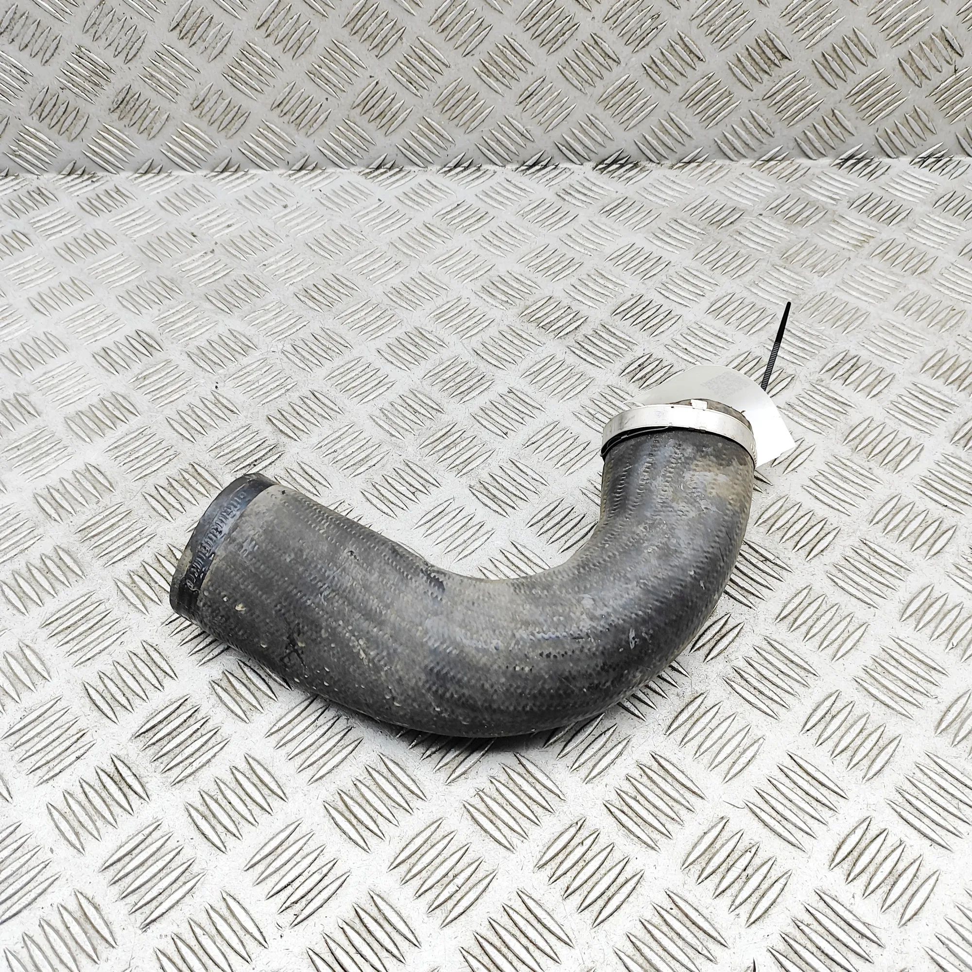 Volkswagen Arteon Intercooler Hose Pipe Intercooler Hose Pipe — VW ARTEON (3H7) (2017-....