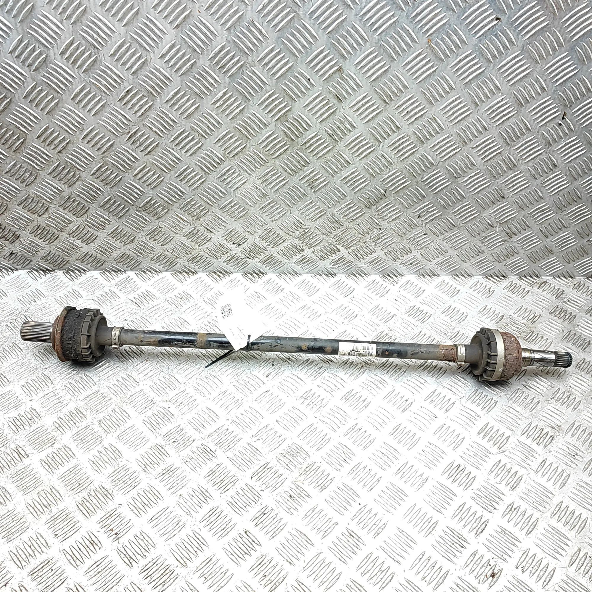 Volvo S90 Rear Right Driveshaft Rear Right Driveshaft — VOLVO S90 (II) (2016-.....