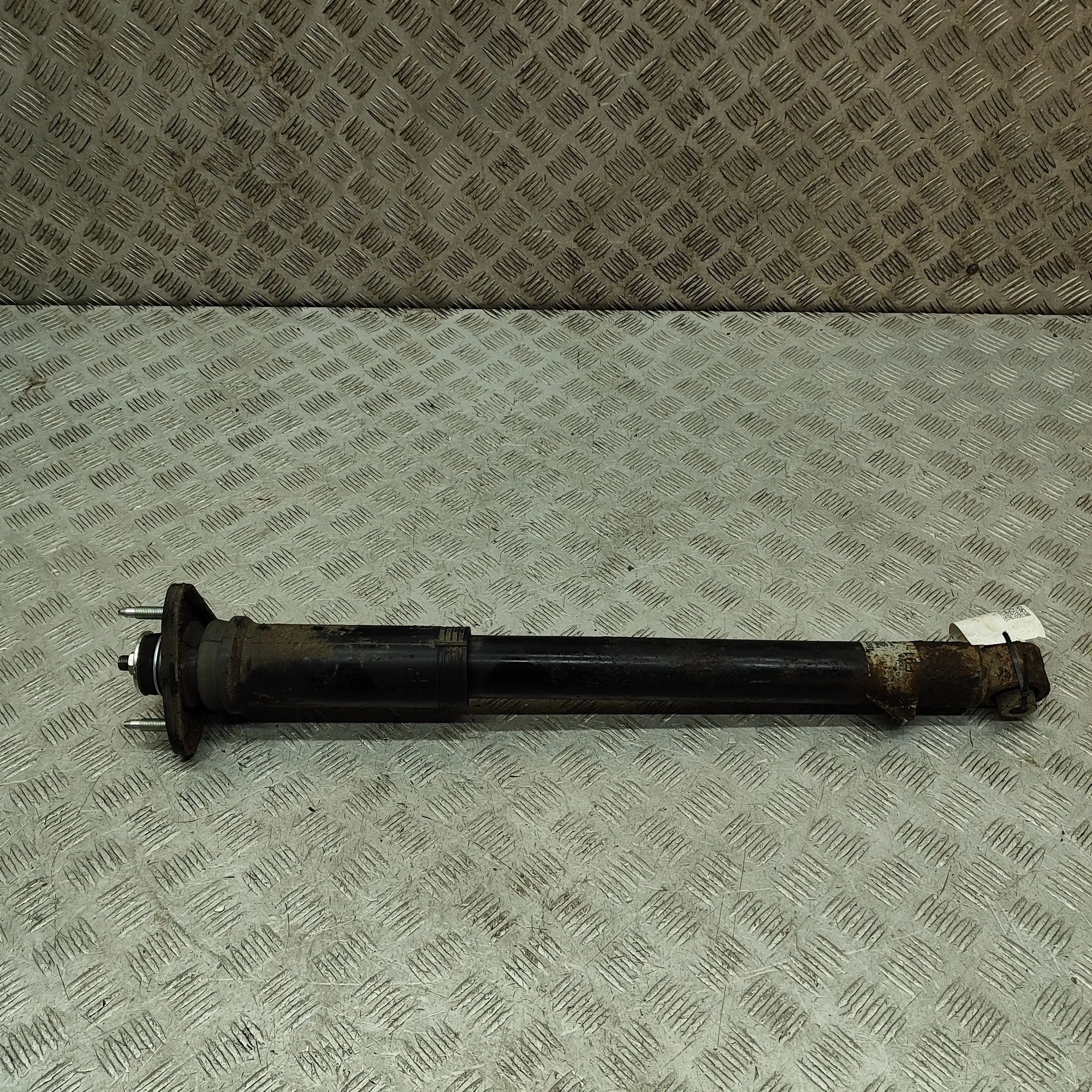 Lexus RC Shock absorber — rear left Shock absorber — rear left — LEXUS RC (_C1_) (2...
