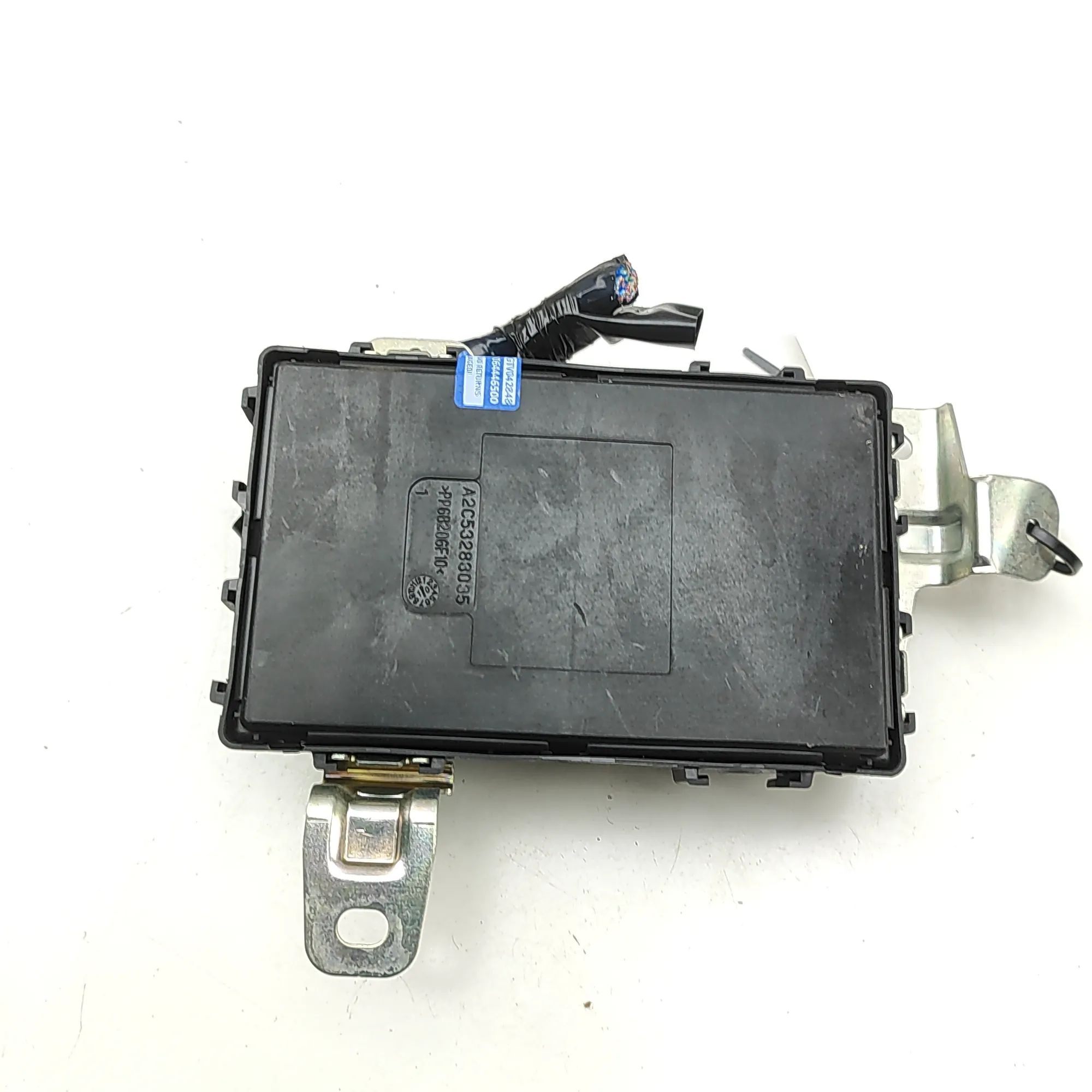 Nissan GT-R Comfort Control Unit Comfort Control Unit — NISSAN GT-R (R35) (2007-...