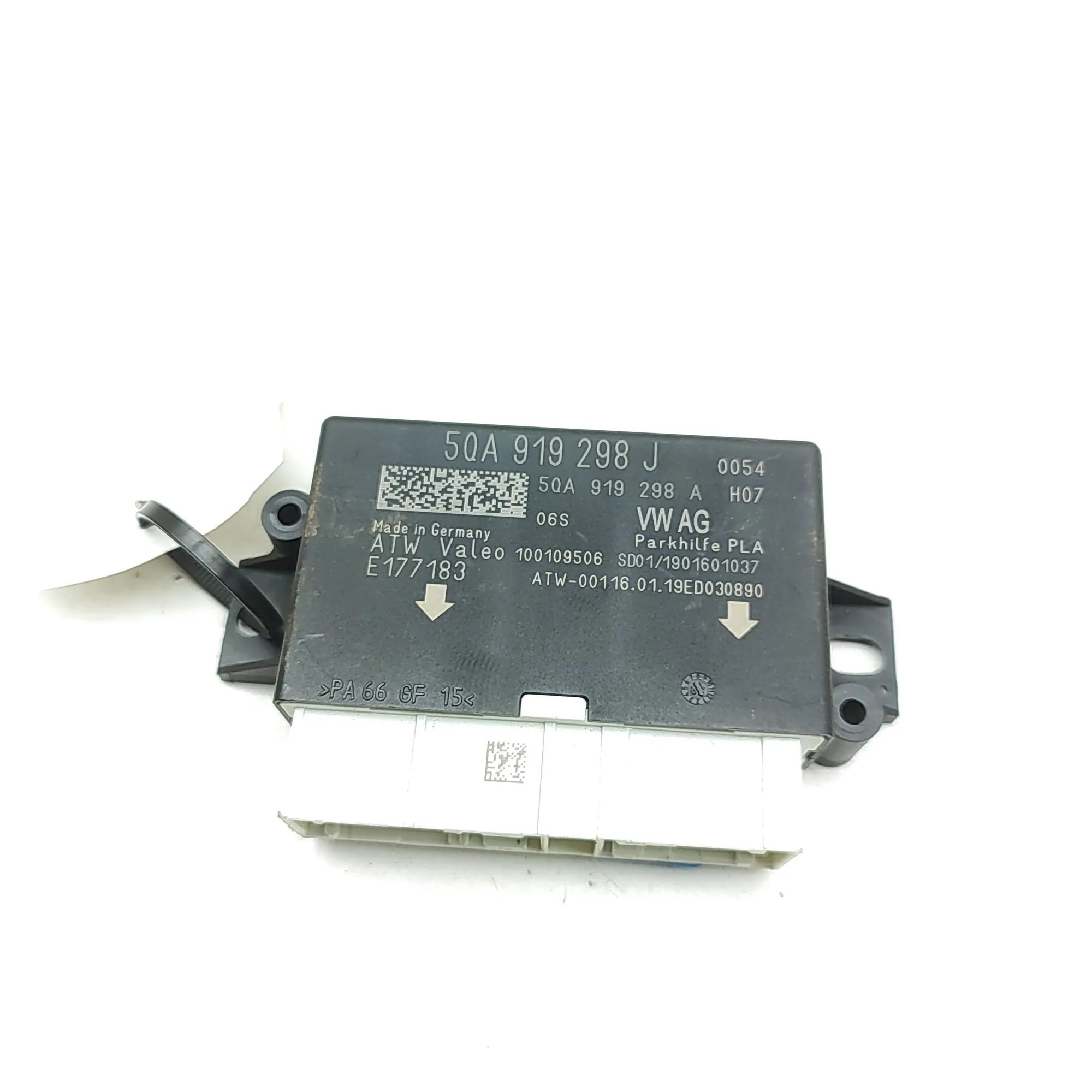 Audi Q3 (F3) PDC Parking Sensor Control Unit PDC Parking Sensor Control Unit — AUDI Q3 (F3) ...