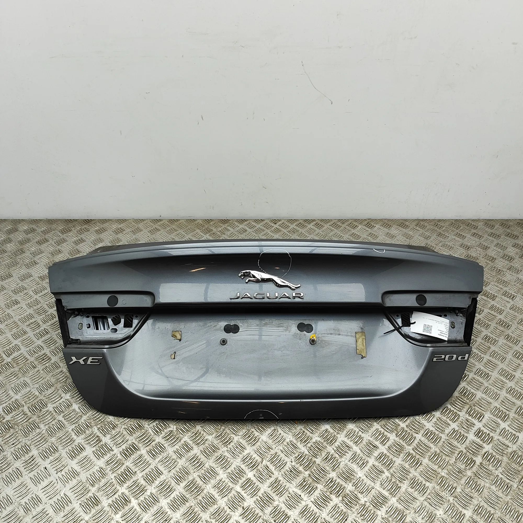 Jaguar XE Tailgate / boot lid Tailgate / boot lid — JAGUAR XE (X760) (2015-.....