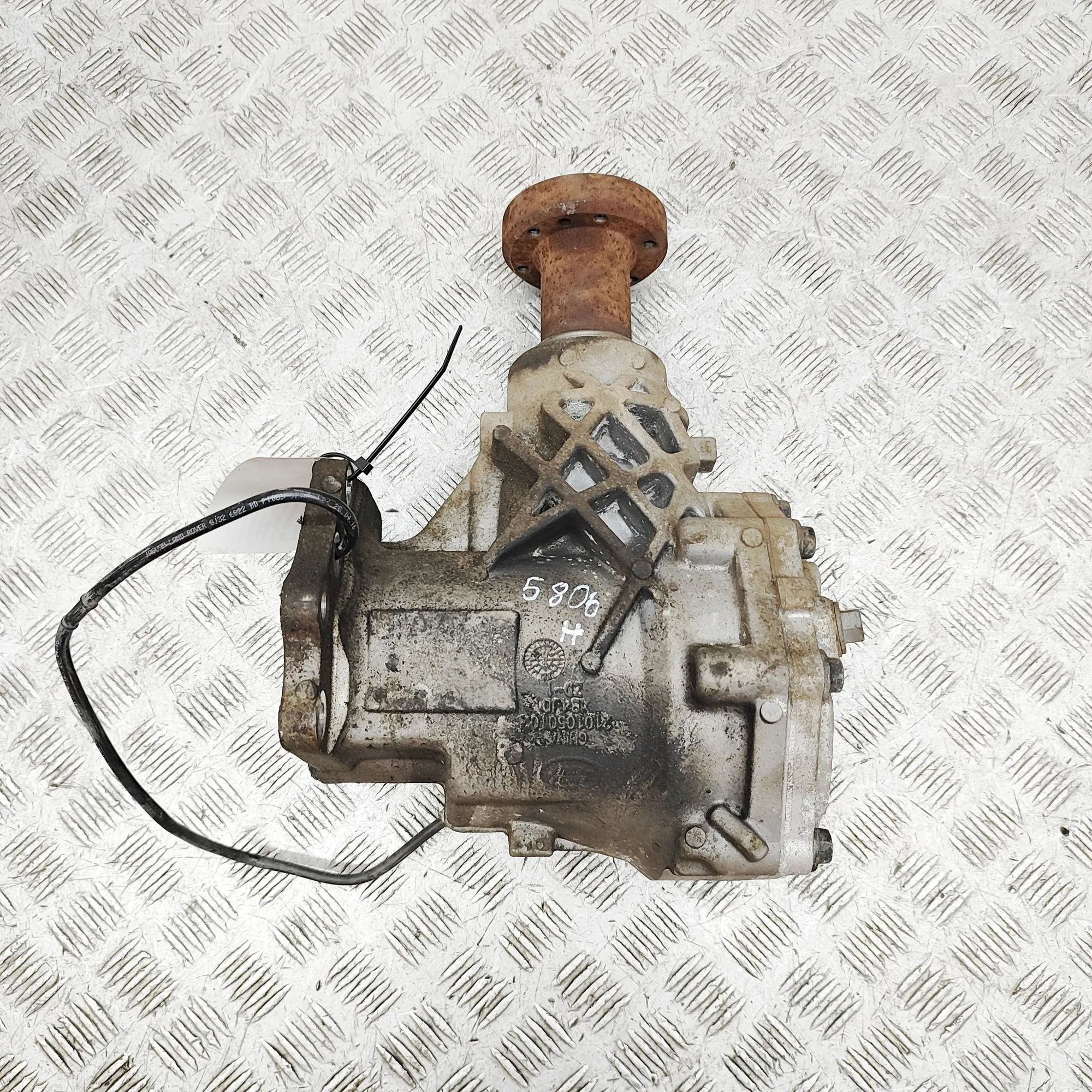 Land Rover Discovery Sport front differential Front differential — LAND ROVER DISCOVERY SPORT...