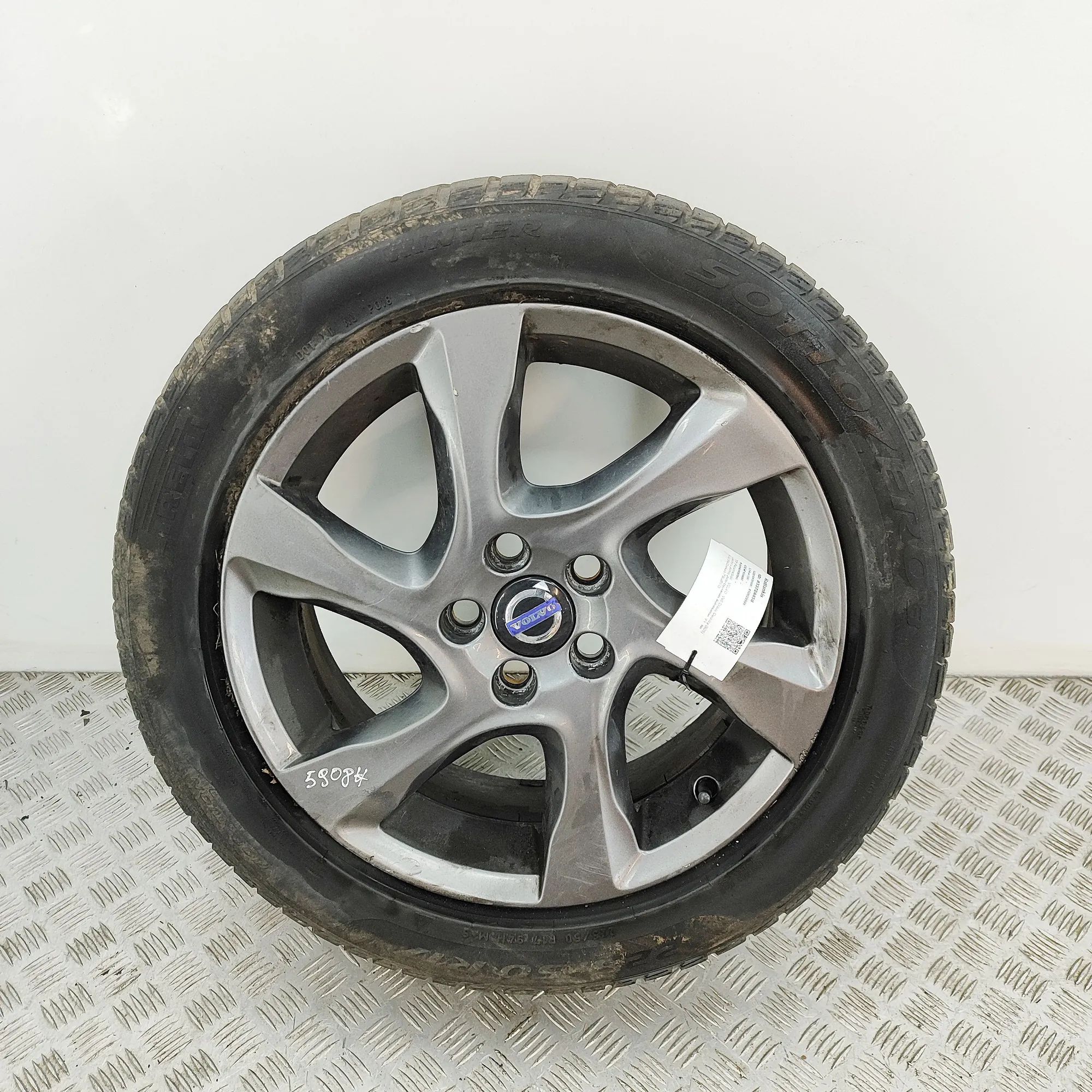 Volvo V40 Alloy Wheel Alloy wheel — VOLVO V40 (Cross Country 526) (20...