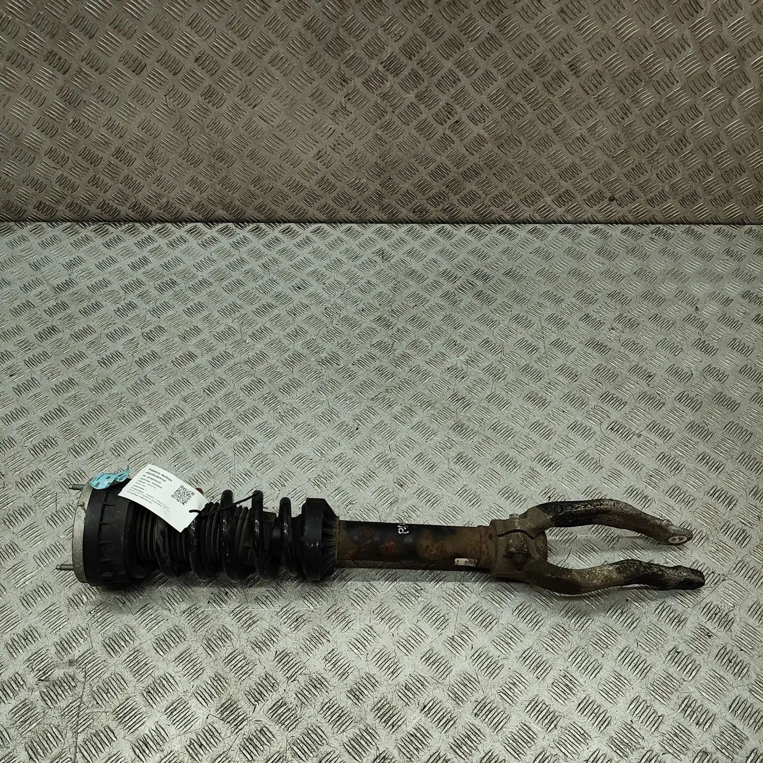 Jaguar F-Pace Shock absorber — front right