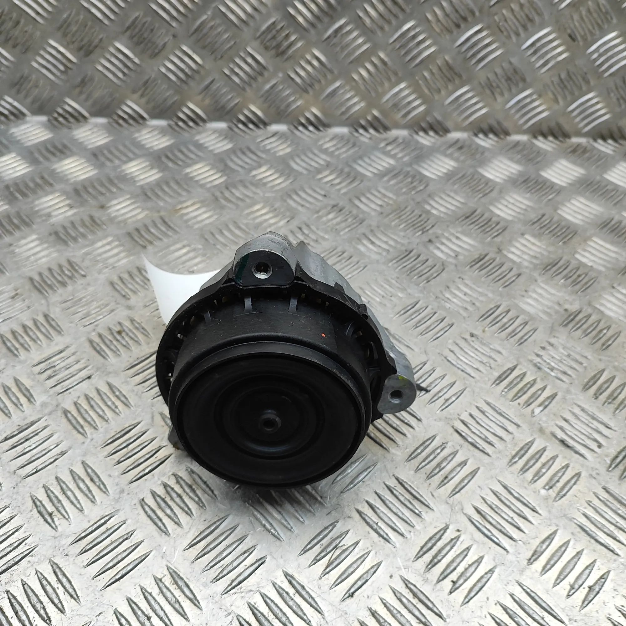 BMW X6 (G06) Right Side Engine Mount Right Side Engine Mount — BMW X6G06 (2019-...) ...