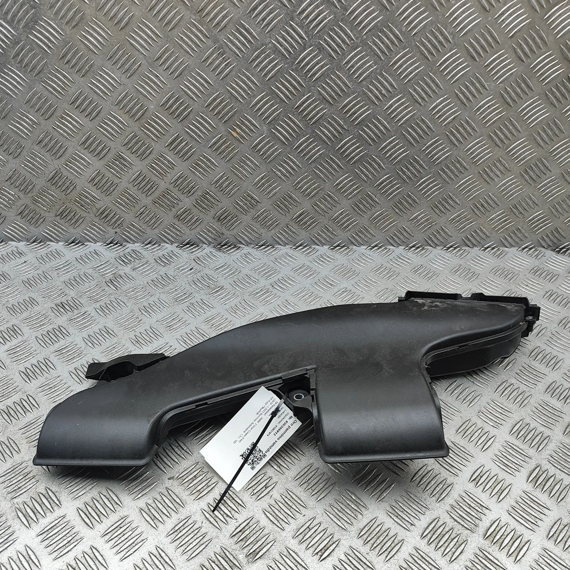 BMW 2 (F44) Air Intake Tube Air Intake Tube — BMW 2 SERIES (Gran Coupe F44)...