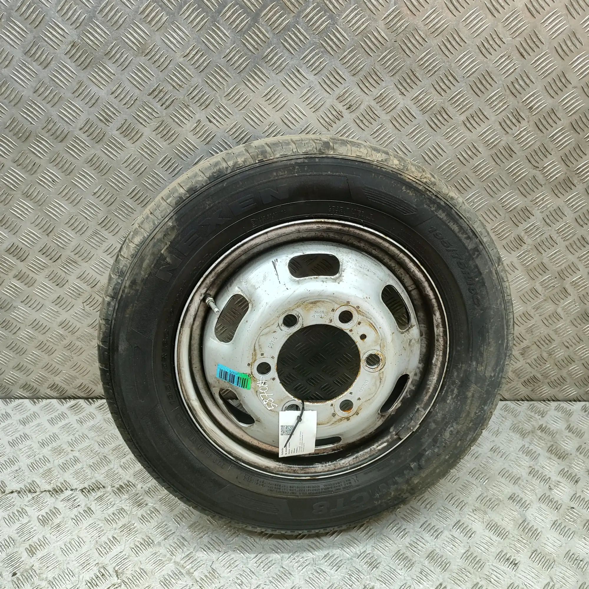 Iveco Daily Alloy Wheel Alloy wheel — IVECO DAILY (VI Flatbed) (2014-.....