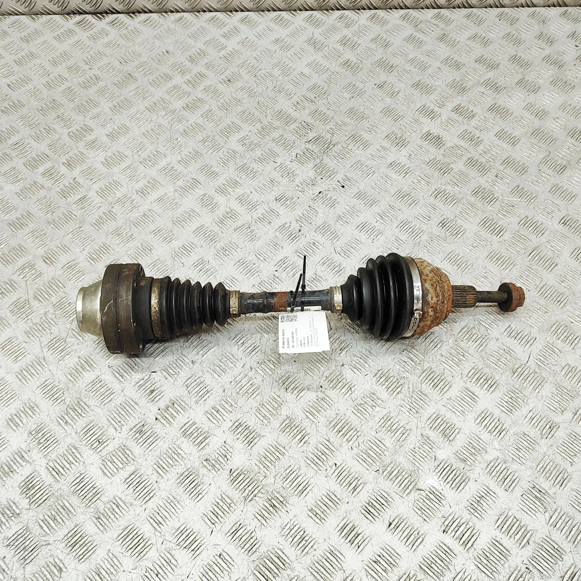 Volkswagen Amarok Front Left Driveshaft Front Left Driveshaft — VW AMAROK (2H_, S1B) (2...