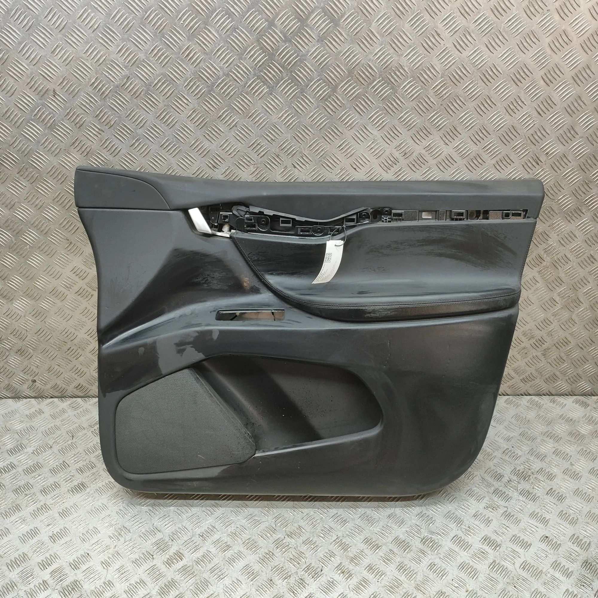 Tesla Model X Front Right Door Panel Front Right Door Panel — TESLA MODEL X (2013-.....