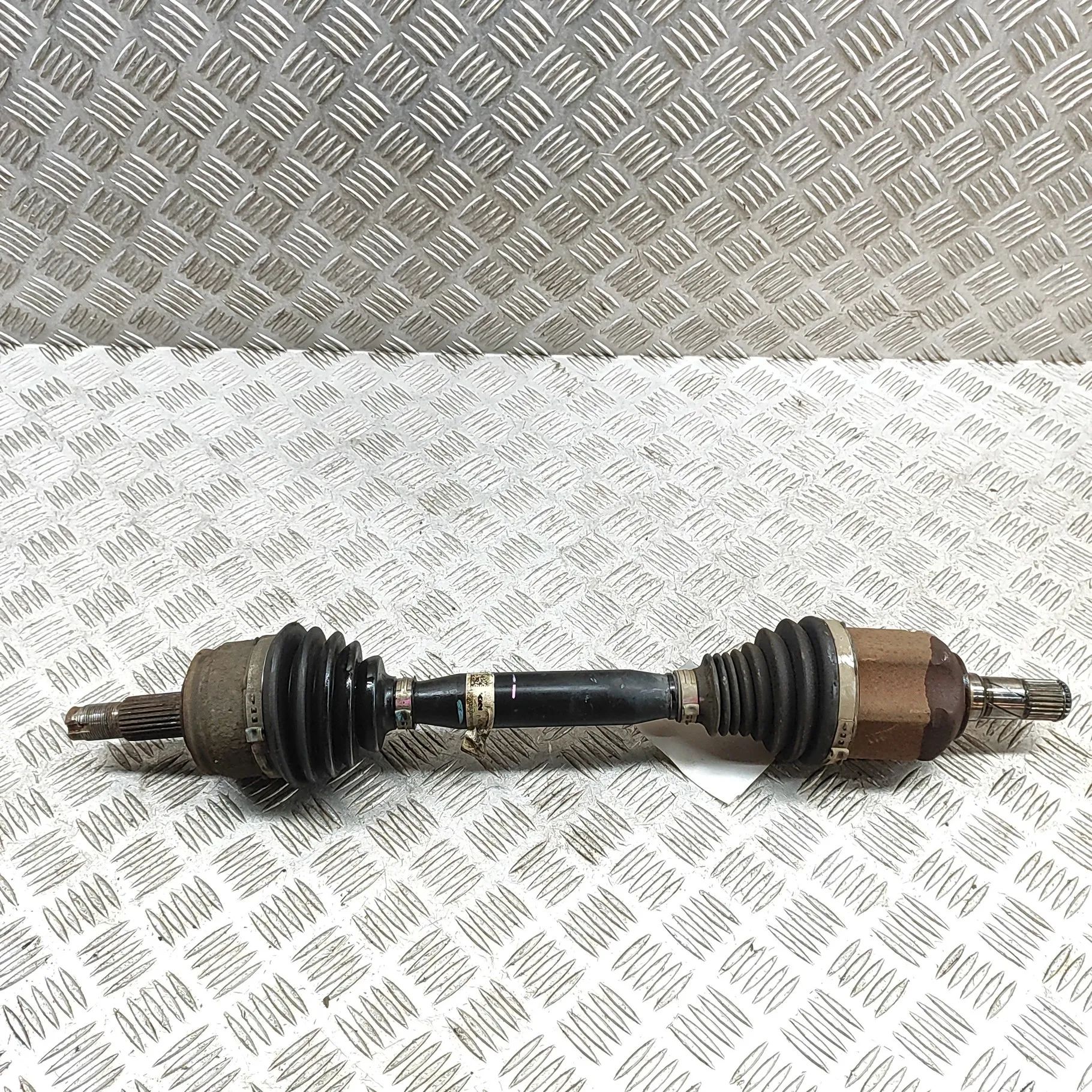 Alfa-Romeo Giulietta (940) Front Right Driveshaft