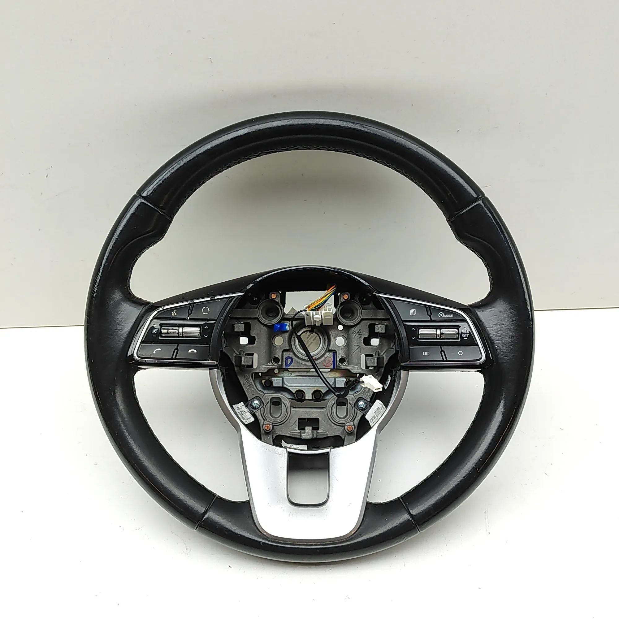 Kia Sportage steering wheel Steering Wheel — KIA SPORTAGE (QL) (2015-...) —...
