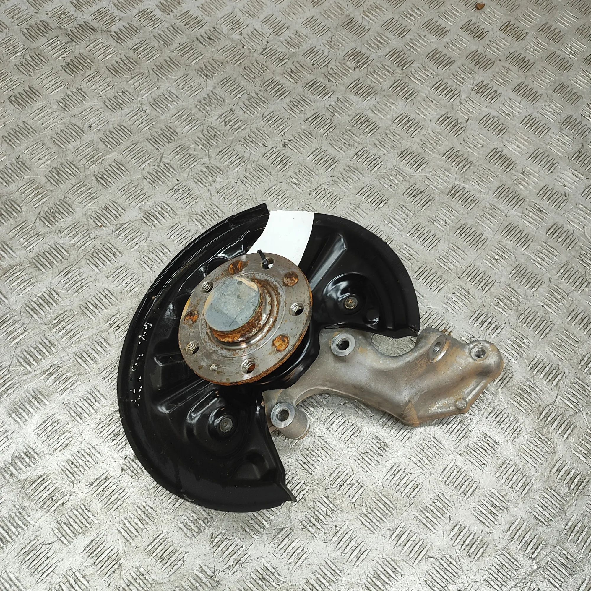 Audi Q3 (F3) Rear Left Wheel Hub Spindle Rear Left Wheel Hub Spindle — AUDI Q3 (F3) (201...