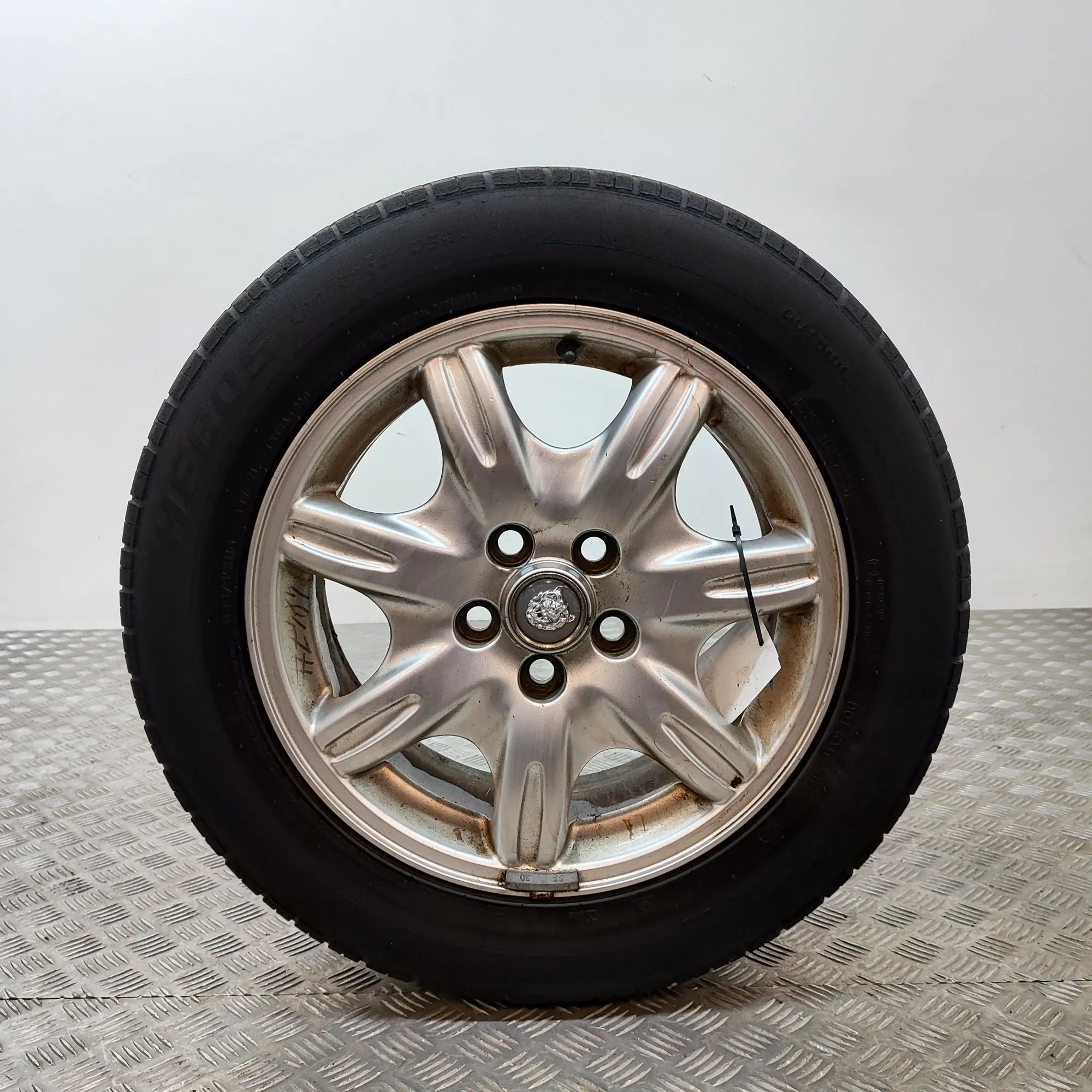Jaguar S-Type Alloy Wheel Alloy wheel — JAGUAR S-TYPE (X200) (1999-2008) ...