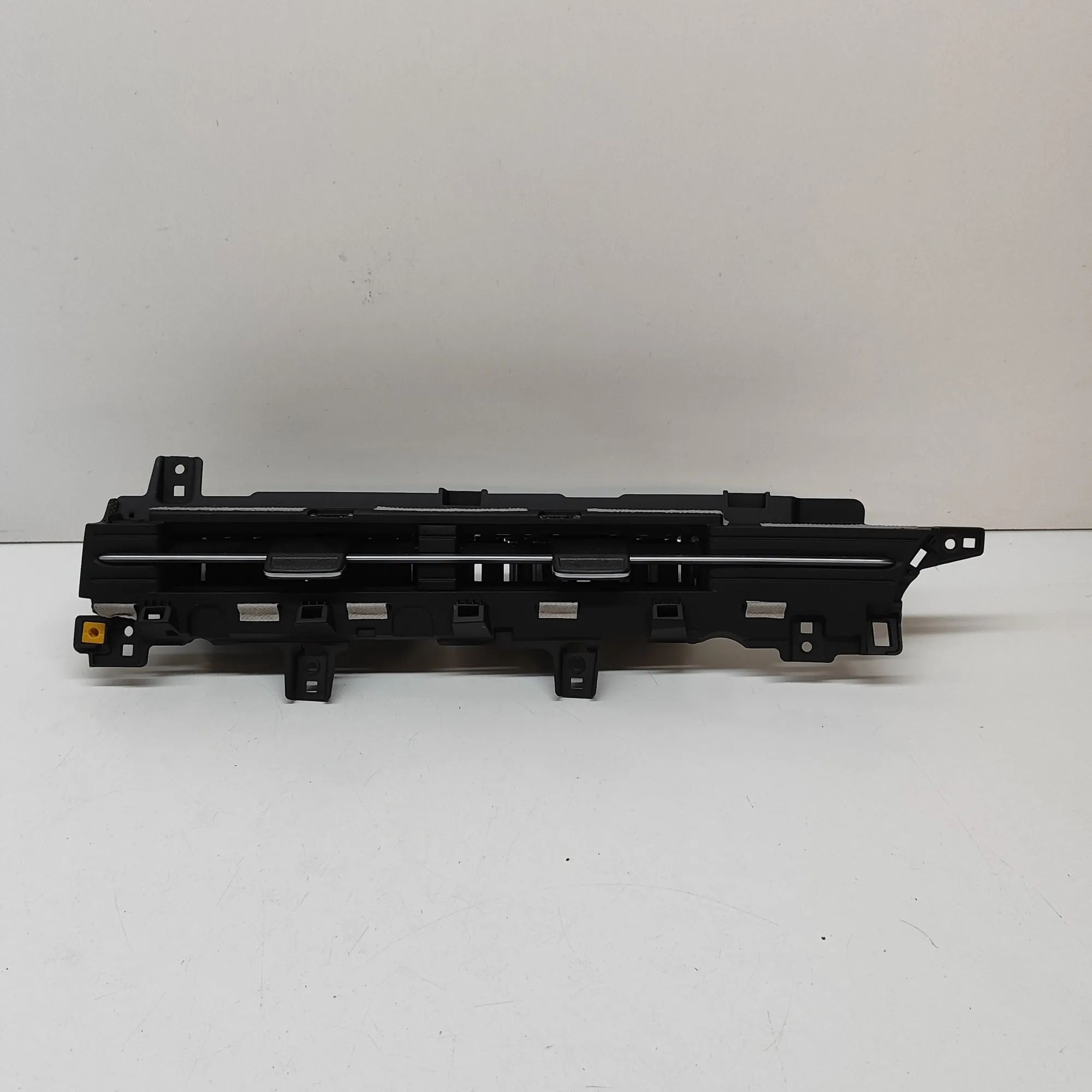 Hyundai Kona Dashboard Air Vents Dashboard Air Vents — HYUNDAI KONA (SX2) (2023-...