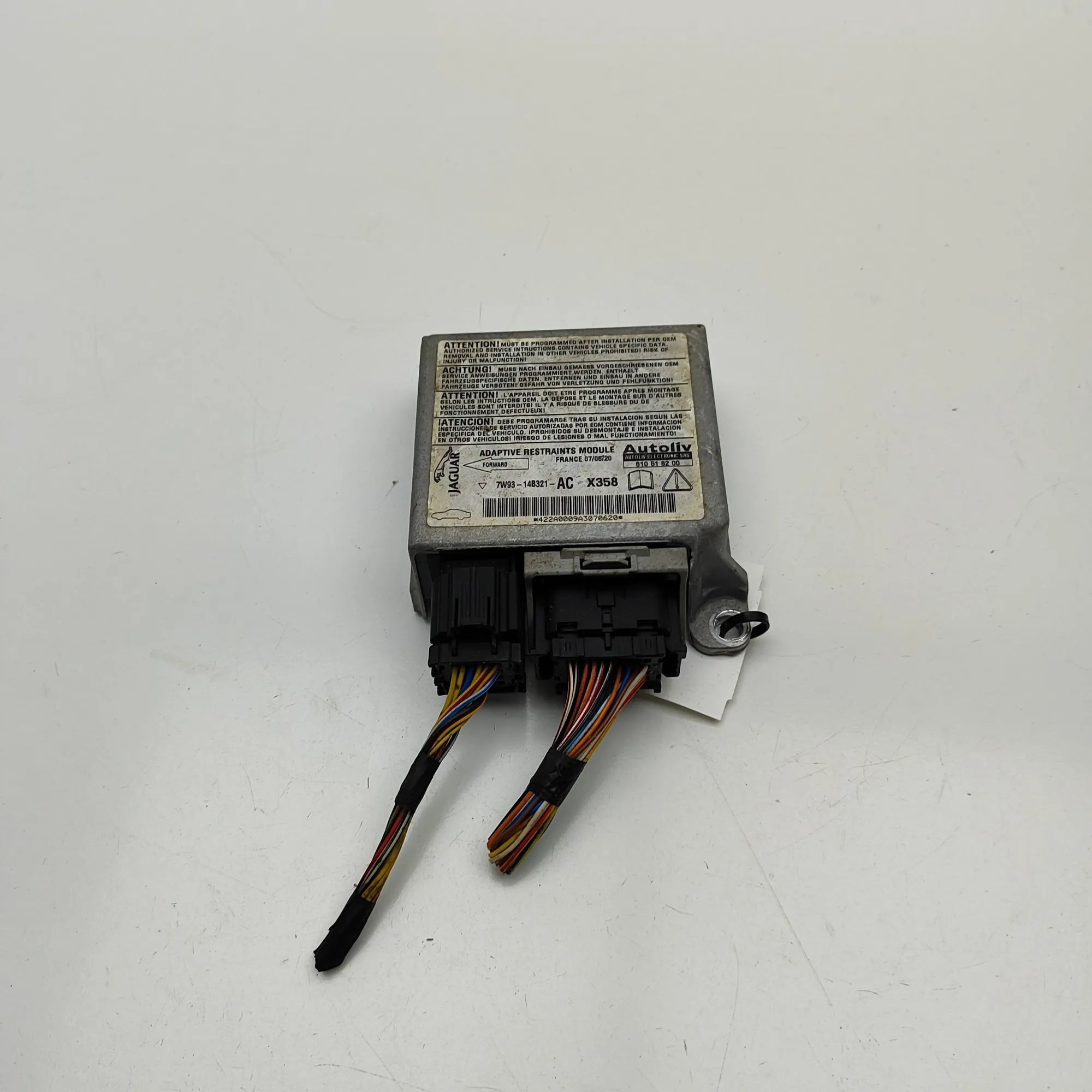 Jaguar XJ SRS Control Unit SRS Control Unit — JAGUAR XJ (X350) (2003-2009)...