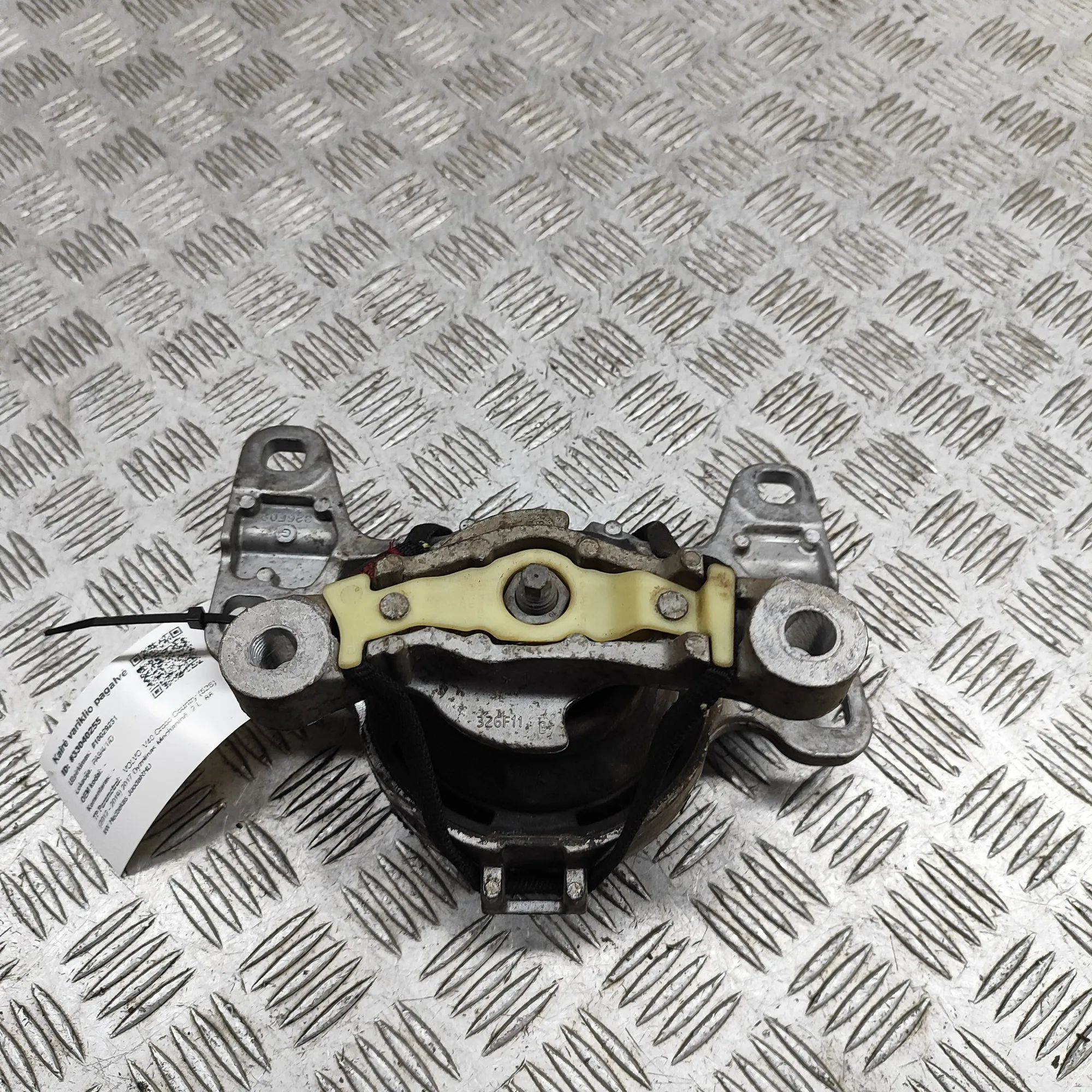 Volvo V40 Left Side Engine Mount Left Side Engine Mount — VOLVO V40 (Cross Count...