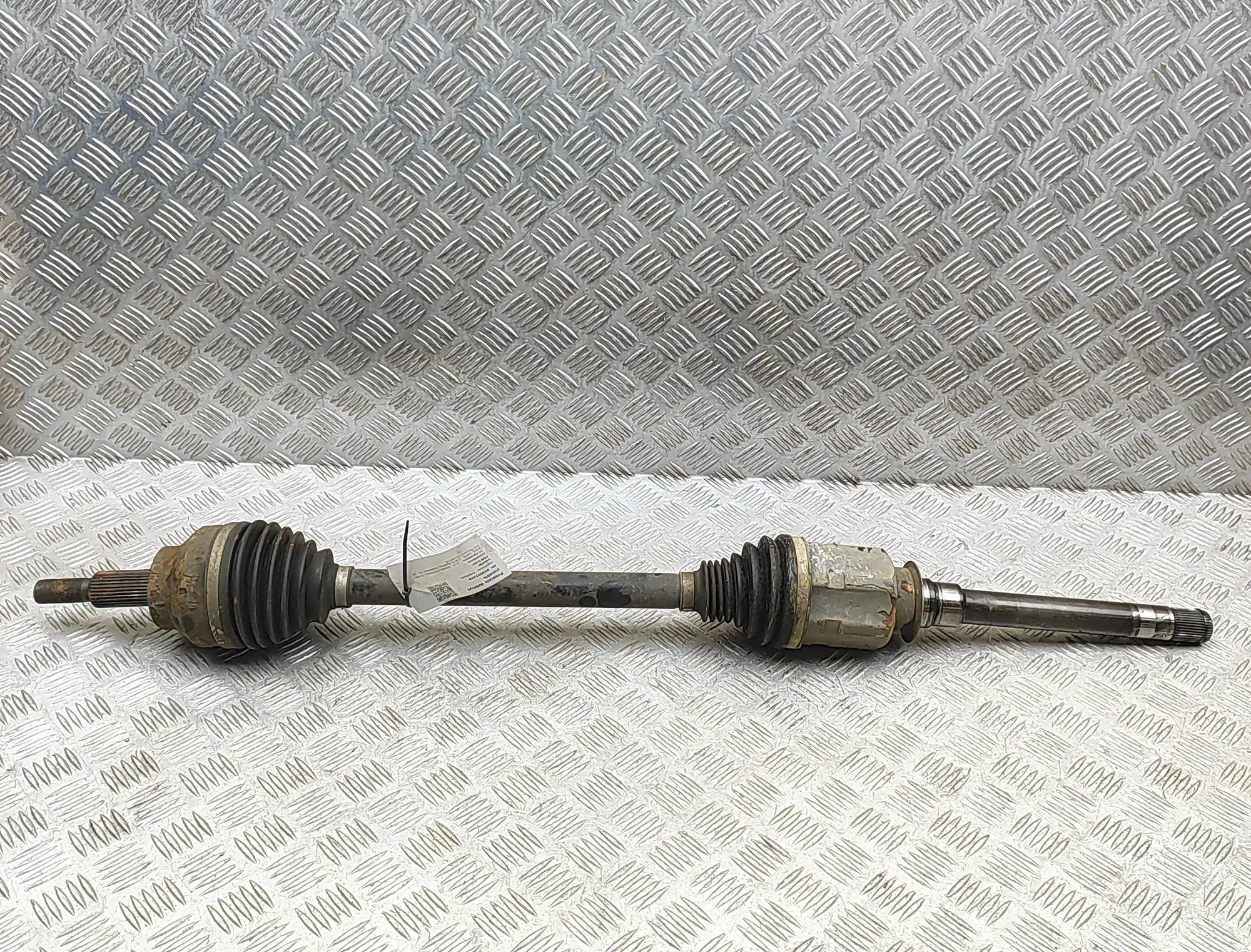Jeep Grand Cherokee (WK) Front Right Driveshaft Front Right Driveshaft — JEEP GRAND CHEROKEE (I...