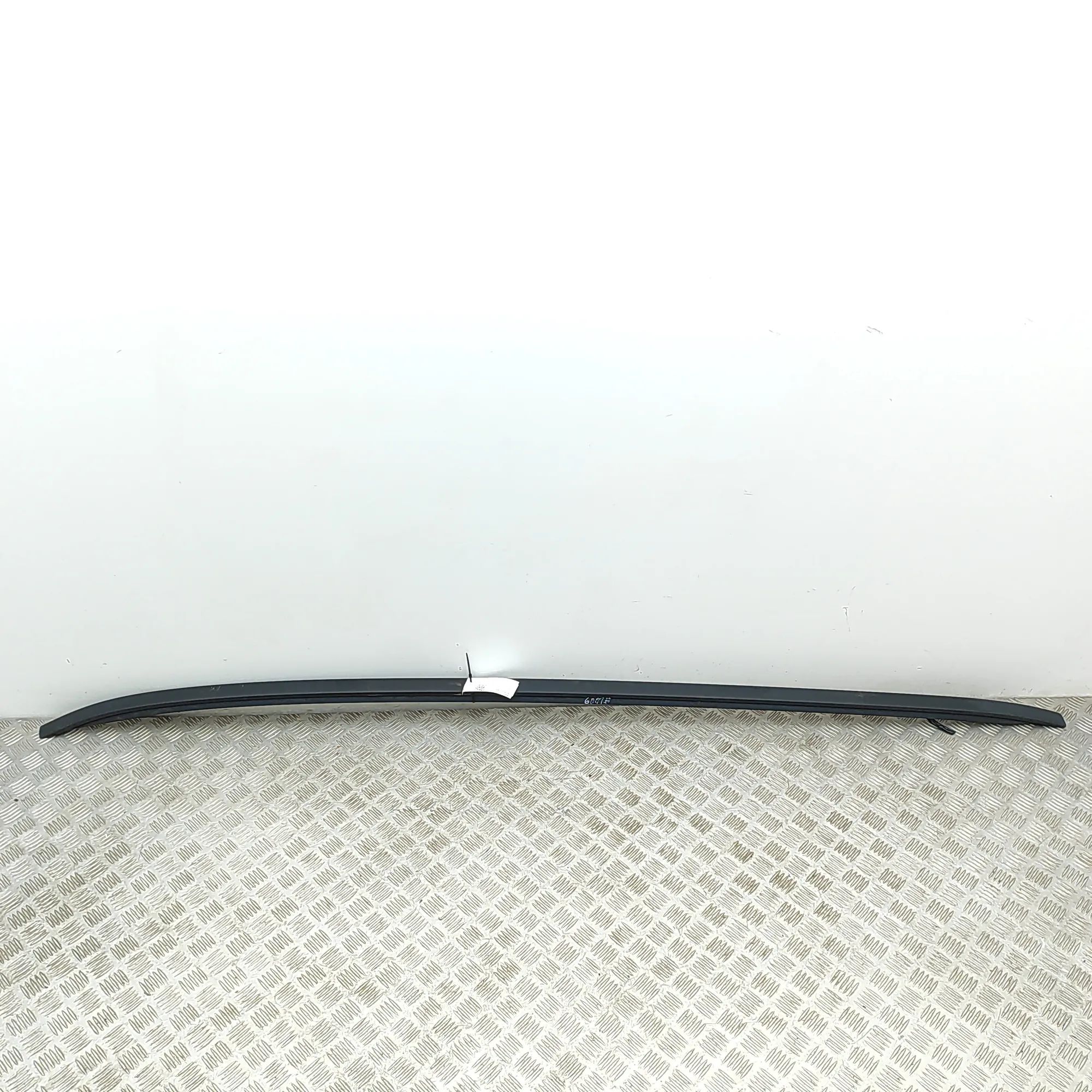 Volvo V60 Left Side Roof Rail Left Side Roof Rail — VOLVO V60 (II 225, 227) (...