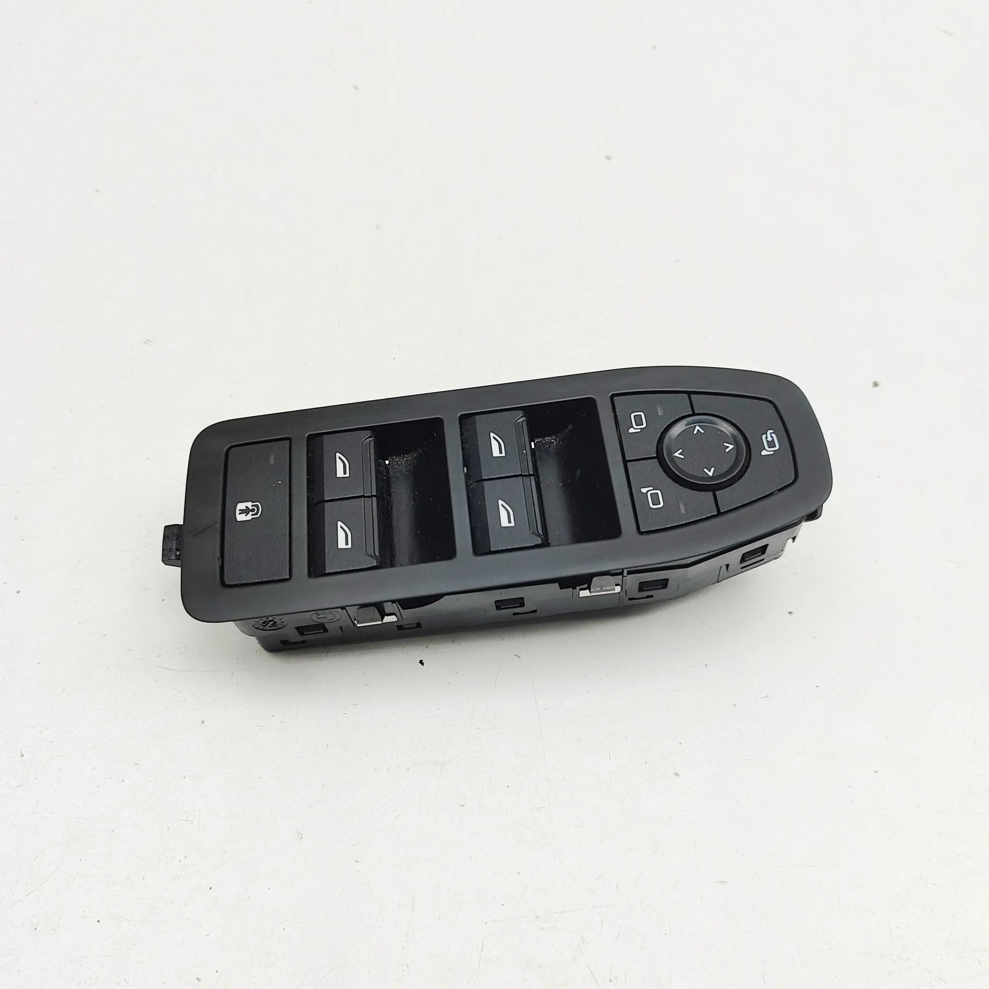 BMW iX (I20) Door window switch — front right Door window switch — front right — BMW IX (I20)...