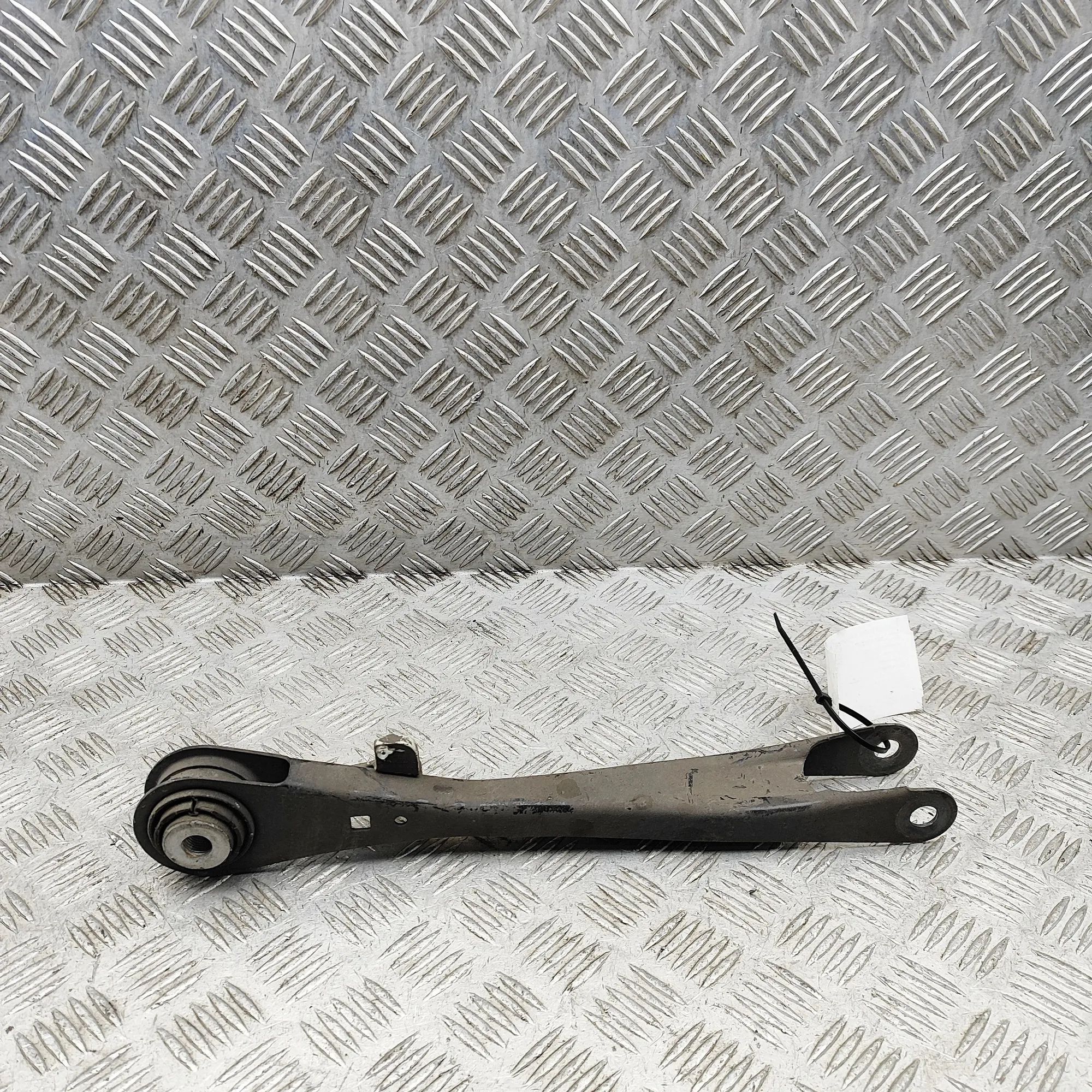 BMW X5 (G05) Control arm — rear left Control arm — rear left — BMW X5 (G05) (2018-.....