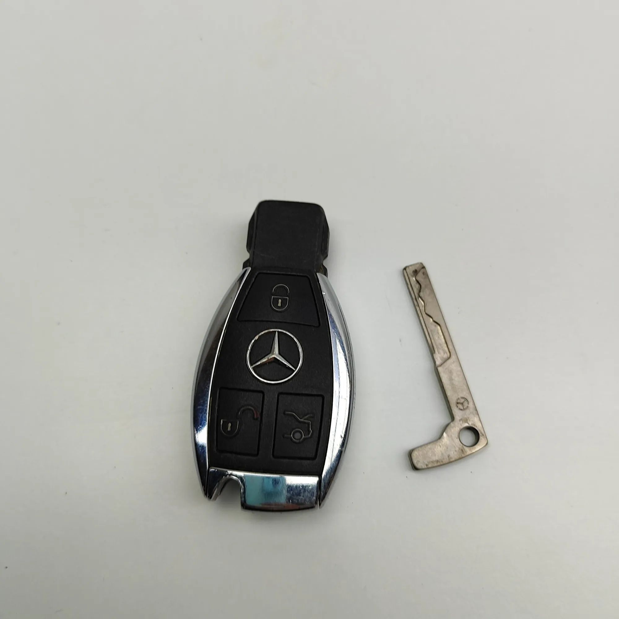 Mercedes-Benz A (W176) Ключ зажигания Ignition key — MERCEDES BENZ C-CLASS (W205) (20...